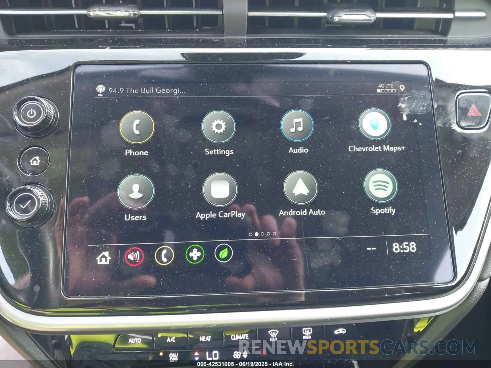 19 Photograph of a damaged car 1G1FY6S09P4183042 CHEVROLET BOLT EUV 2023