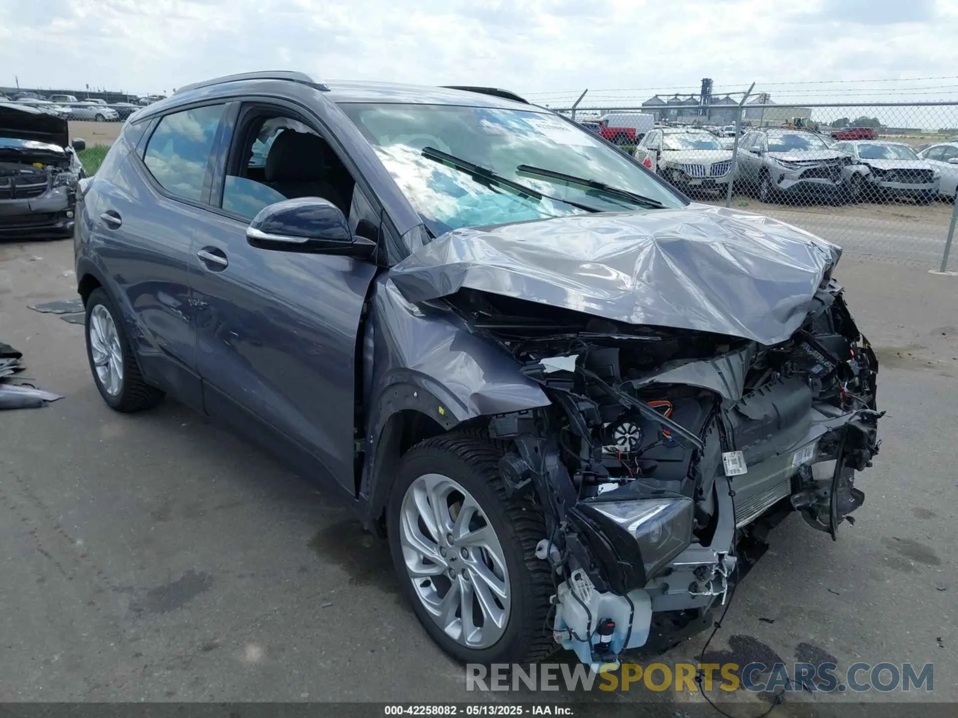 1 Photograph of a damaged car 1G1FY6S0XP4151202 CHEVROLET BOLT EUV 2023