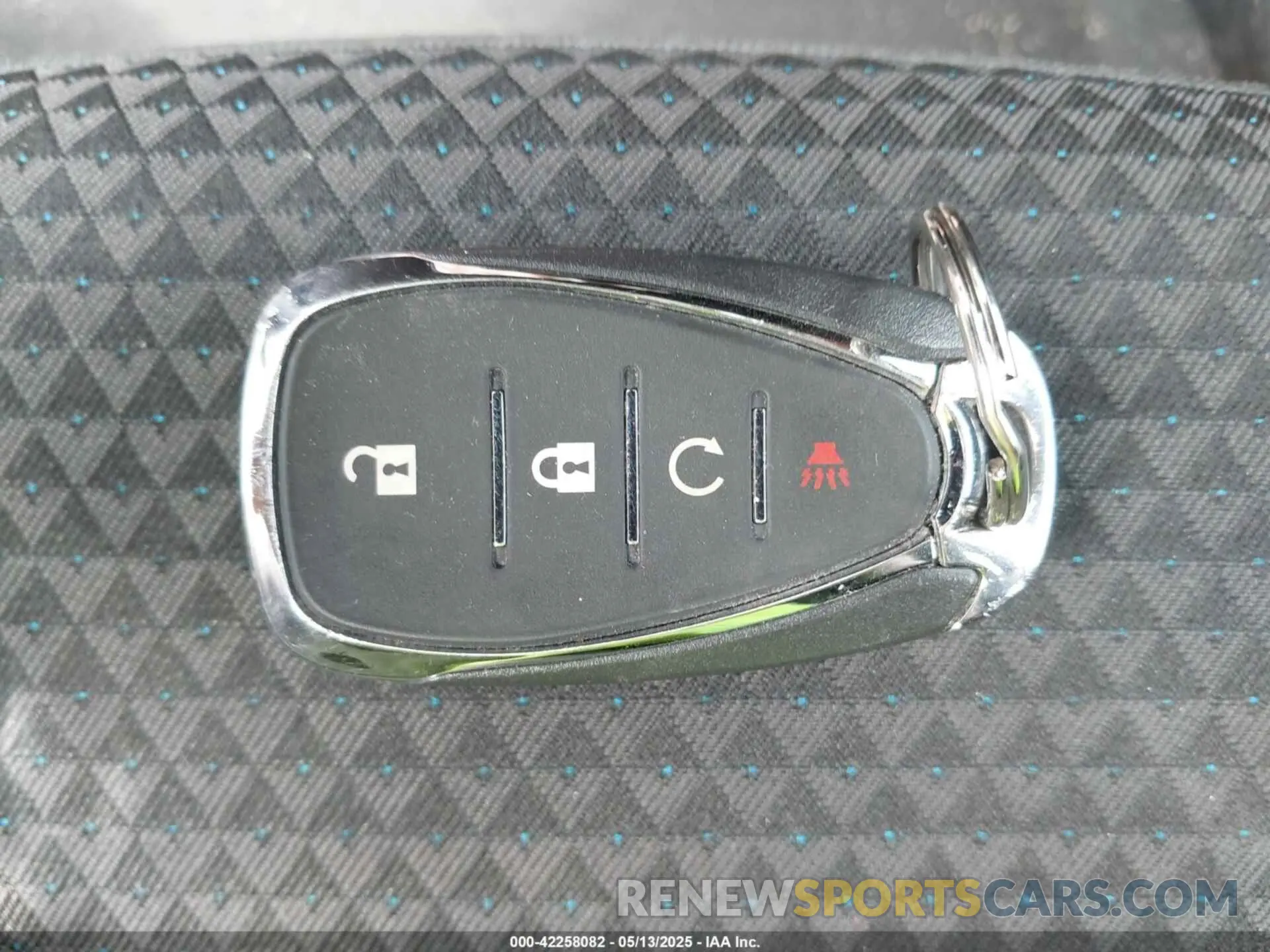 11 Photograph of a damaged car 1G1FY6S0XP4151202 CHEVROLET BOLT EUV 2023