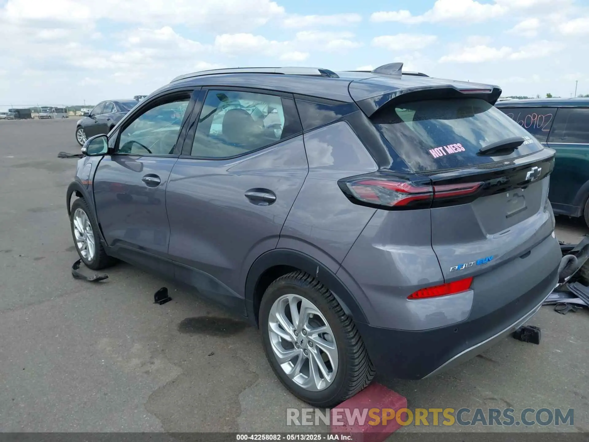 3 Photograph of a damaged car 1G1FY6S0XP4151202 CHEVROLET BOLT EUV 2023