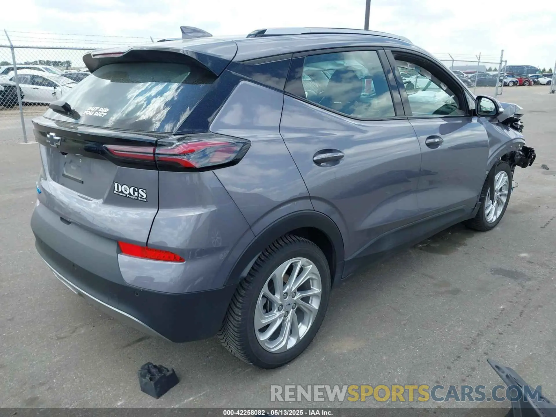 4 Photograph of a damaged car 1G1FY6S0XP4151202 CHEVROLET BOLT EUV 2023