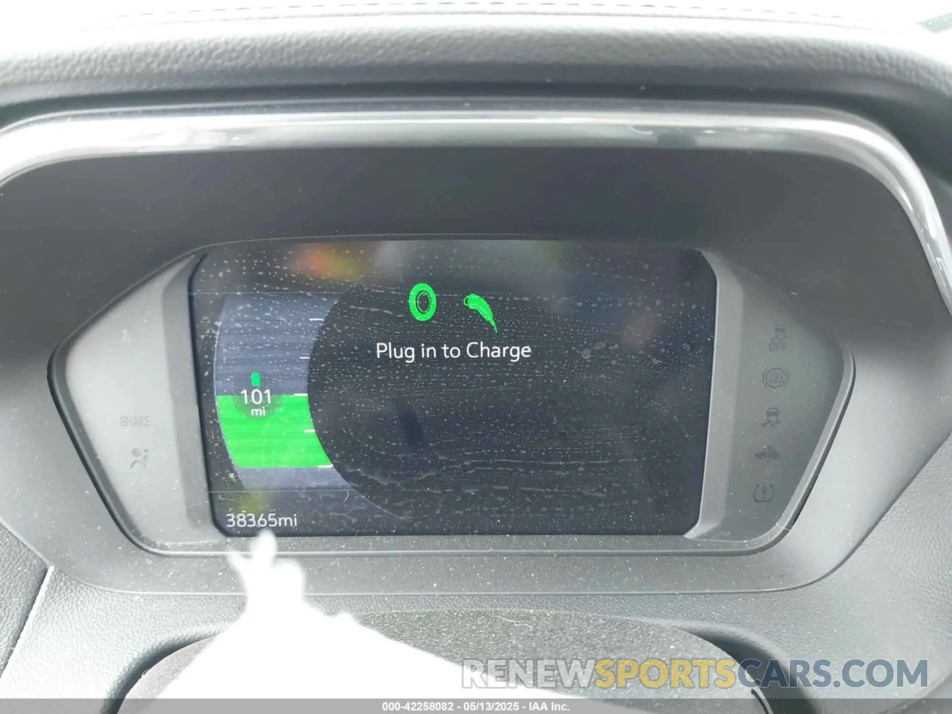 7 Photograph of a damaged car 1G1FY6S0XP4151202 CHEVROLET BOLT EUV 2023