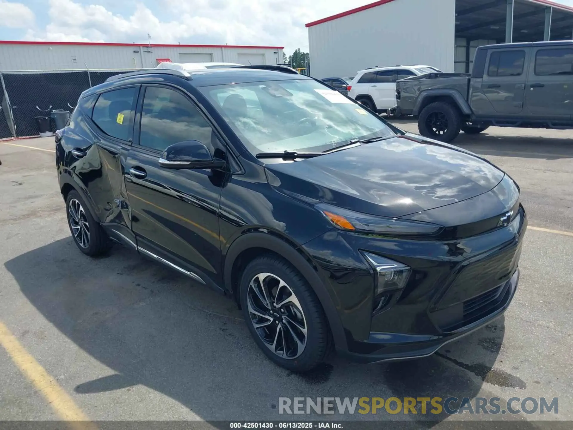 1 Photograph of a damaged car 1G1FZ6S02P4108180 CHEVROLET BOLT EUV 2023