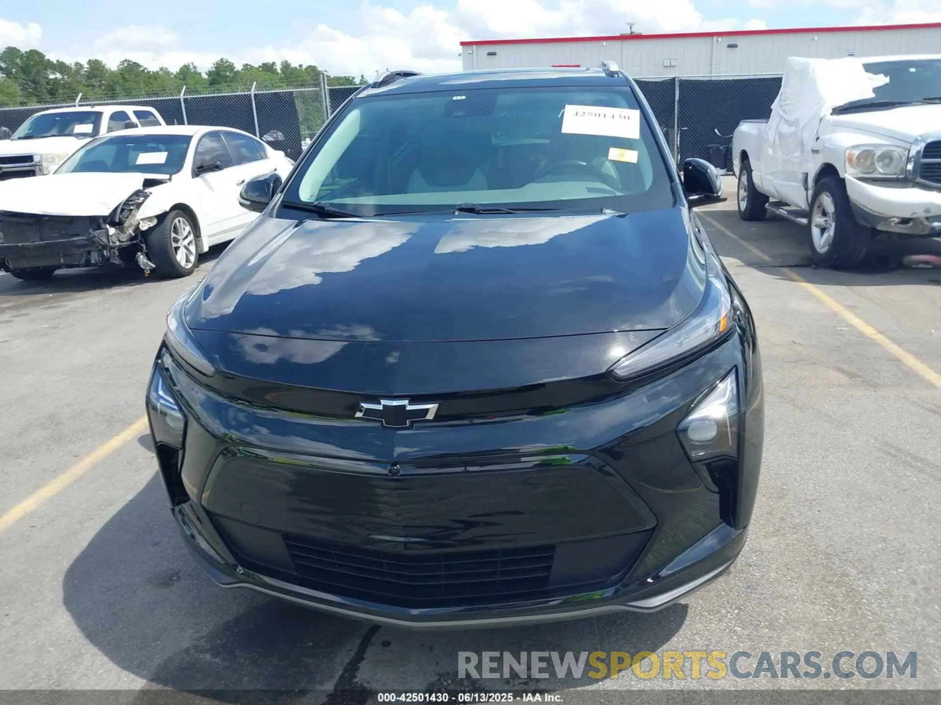 12 Photograph of a damaged car 1G1FZ6S02P4108180 CHEVROLET BOLT EUV 2023