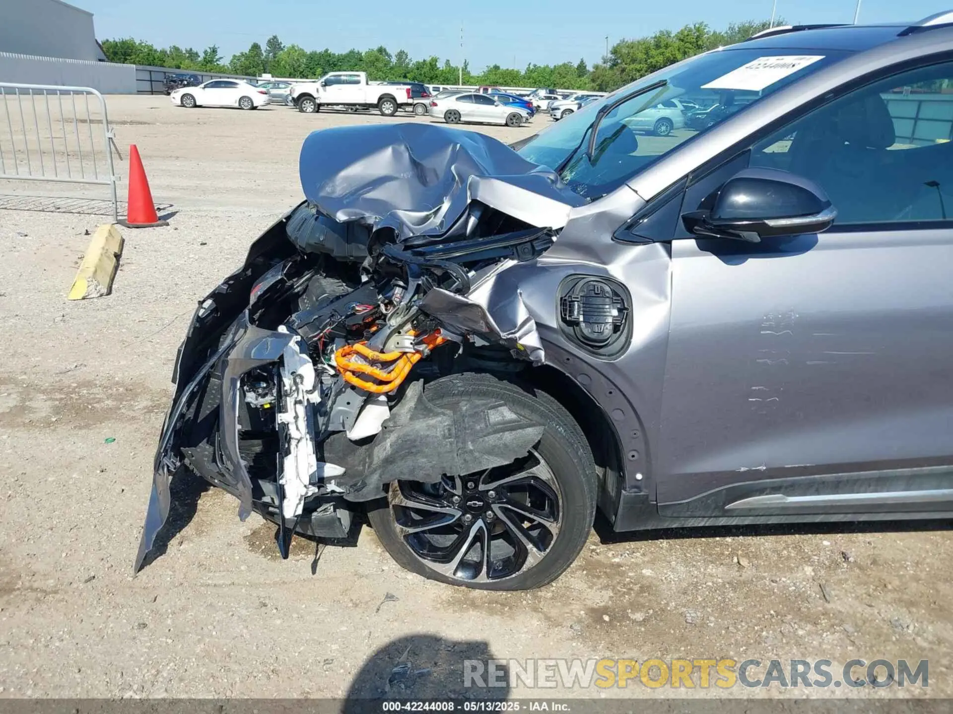 10 Photograph of a damaged car 1G1FZ6S02P4118384 CHEVROLET BOLT EUV 2023
