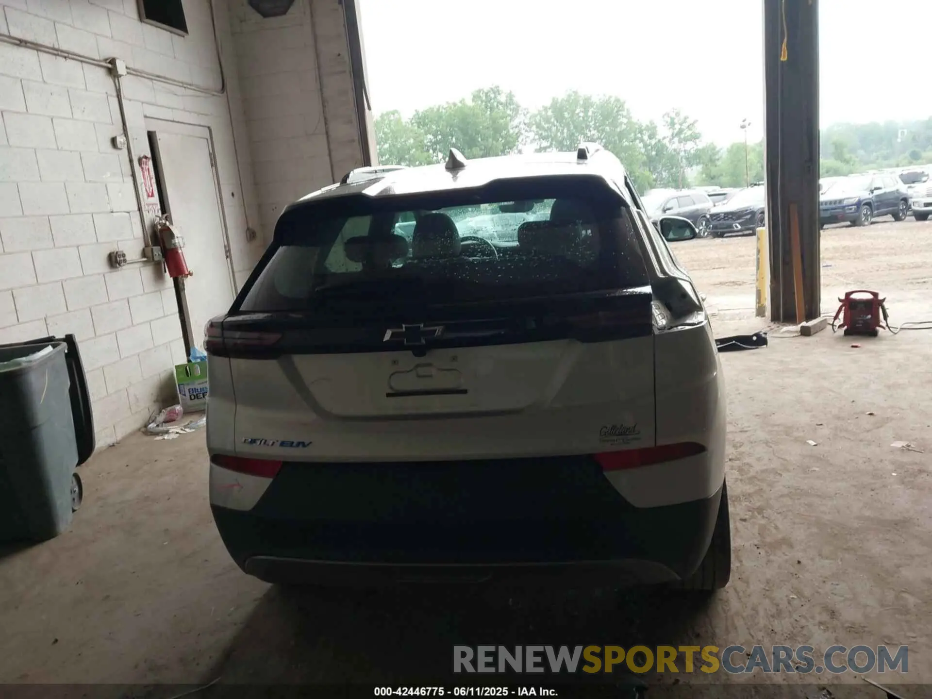 16 Photograph of a damaged car 1G1FZ6S05P4143229 CHEVROLET BOLT EUV 2023