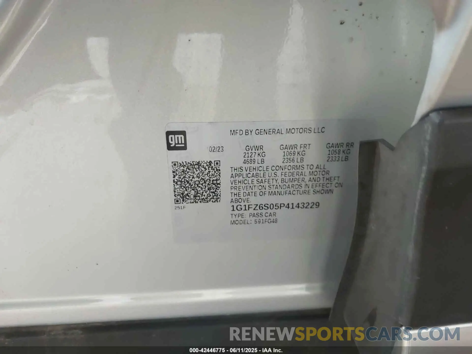 9 Photograph of a damaged car 1G1FZ6S05P4143229 CHEVROLET BOLT EUV 2023