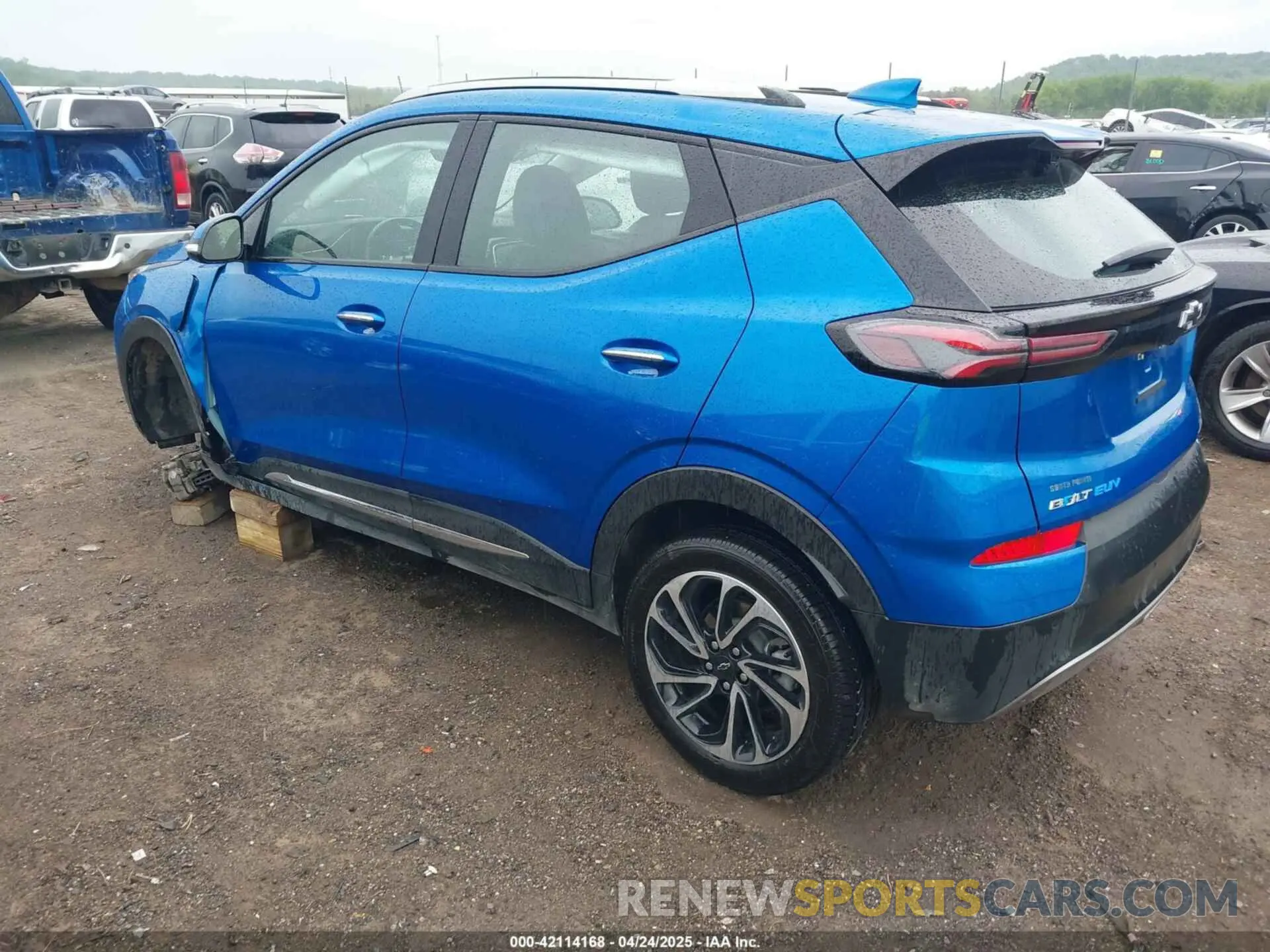 3 Photograph of a damaged car 1G1FZ6S07P4162980 CHEVROLET BOLT EUV 2023
