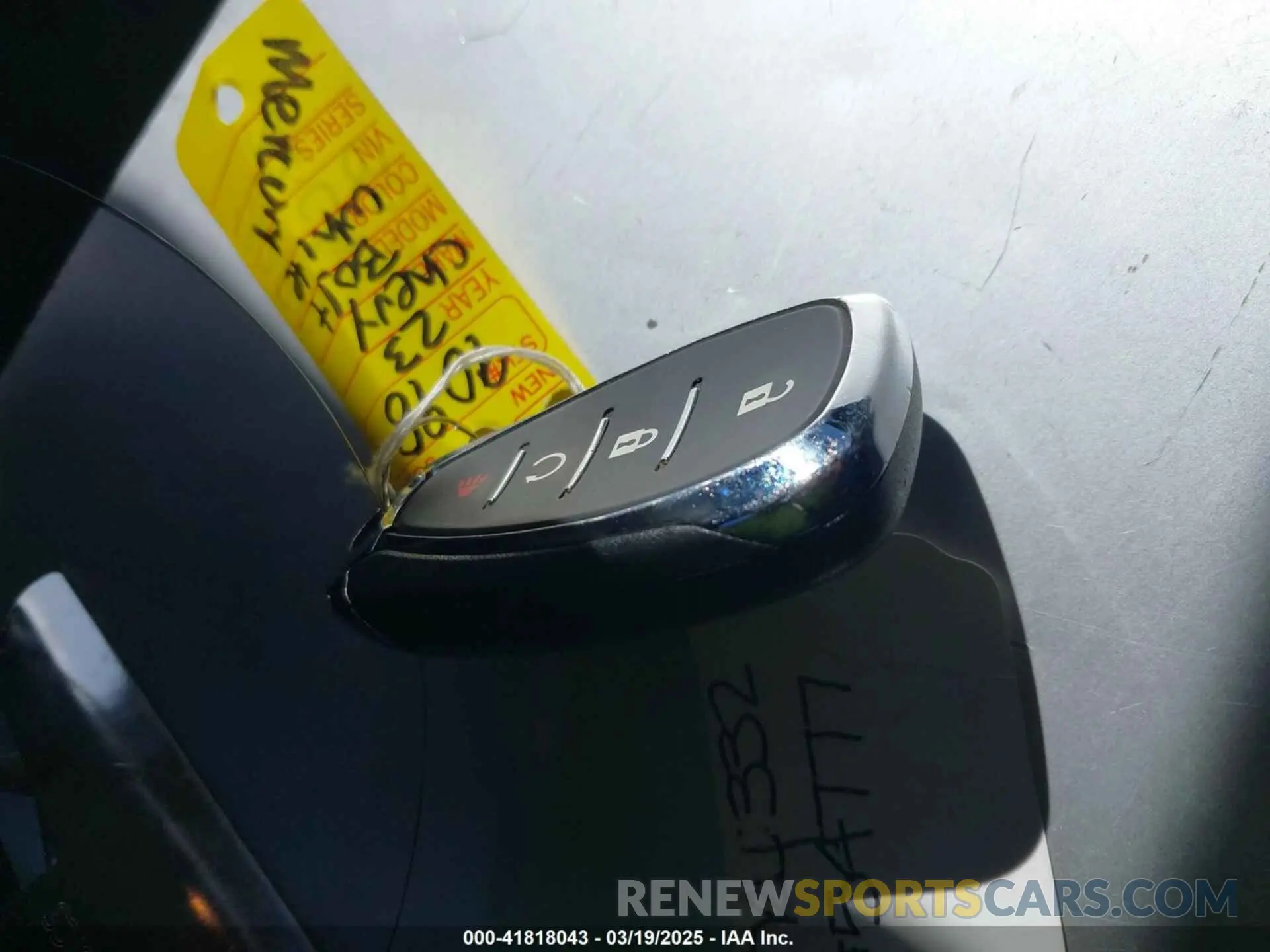 11 Photograph of a damaged car 1G1FZ6S07P4185465 CHEVROLET BOLT EUV 2023