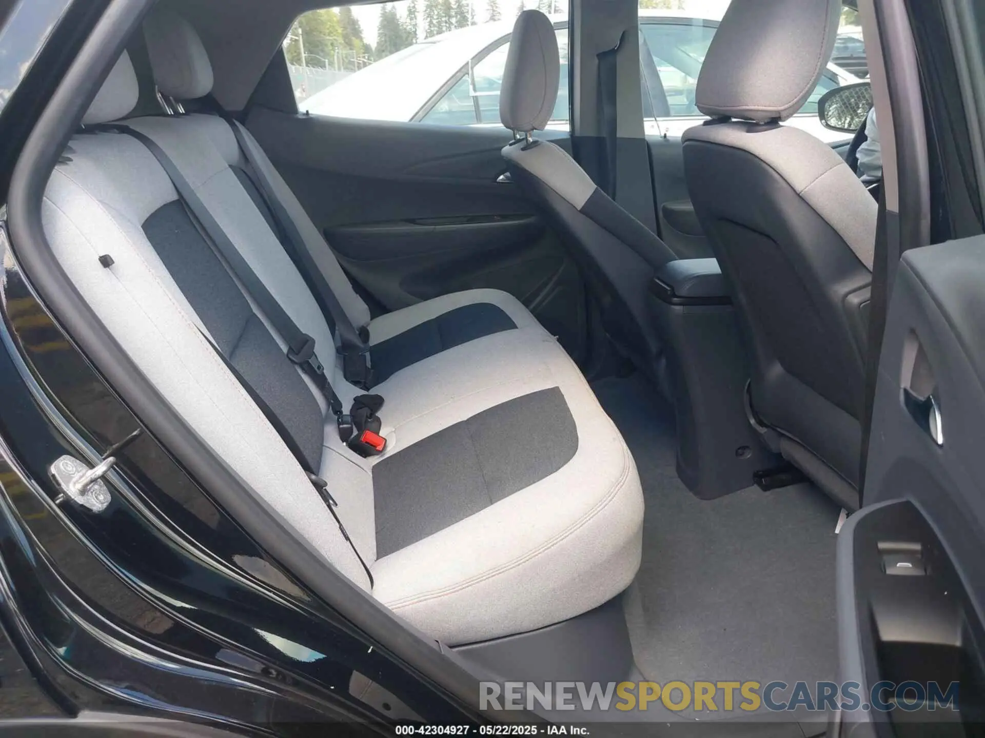 8 Фотография поврежденного автомобиля 1G1FY6S00K4127807 CHEVROLET BOLT EV 2019