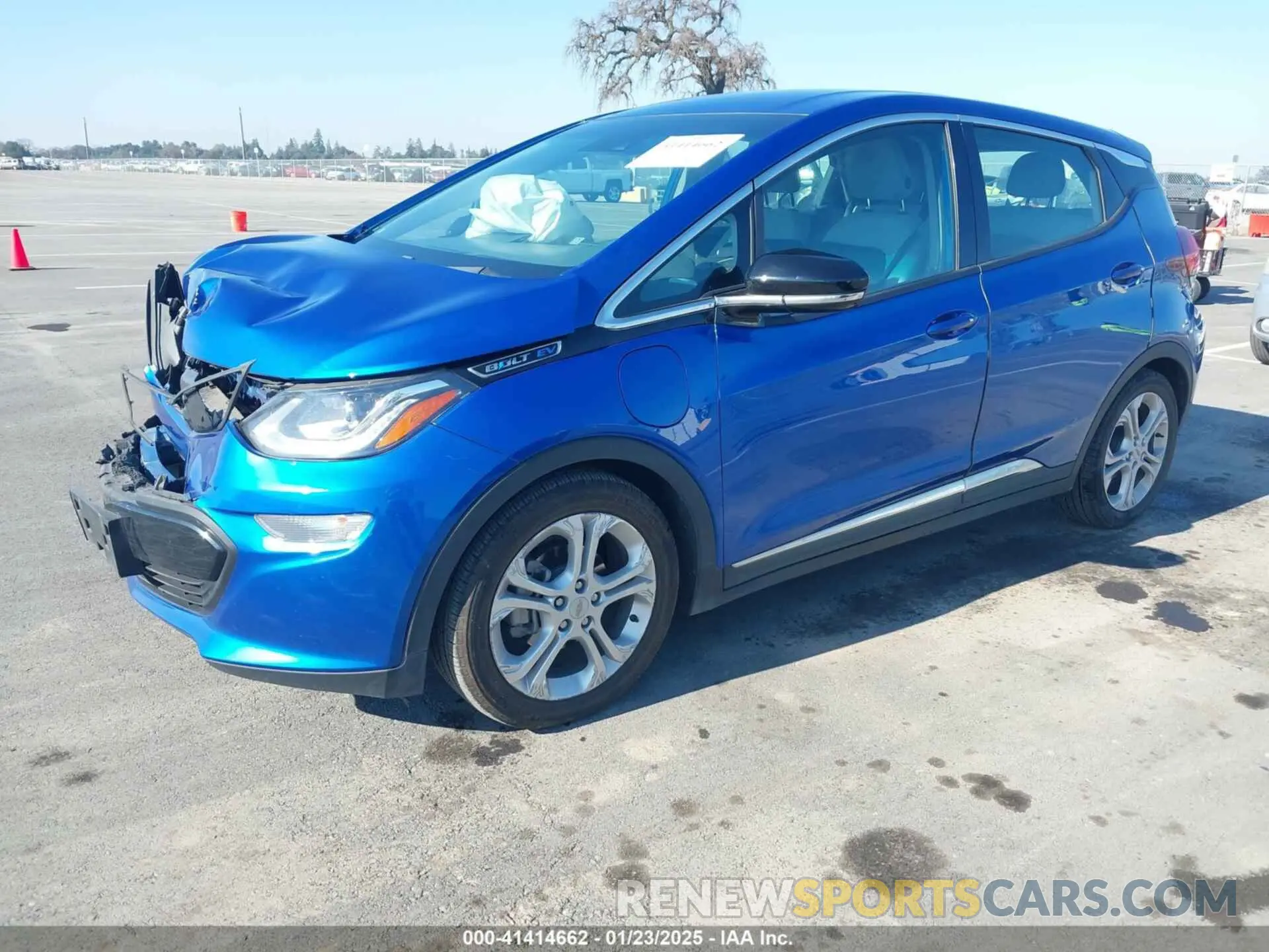 2 Photograph of a damaged car 1G1FY6S01K4124723 CHEVROLET BOLT EV 2019