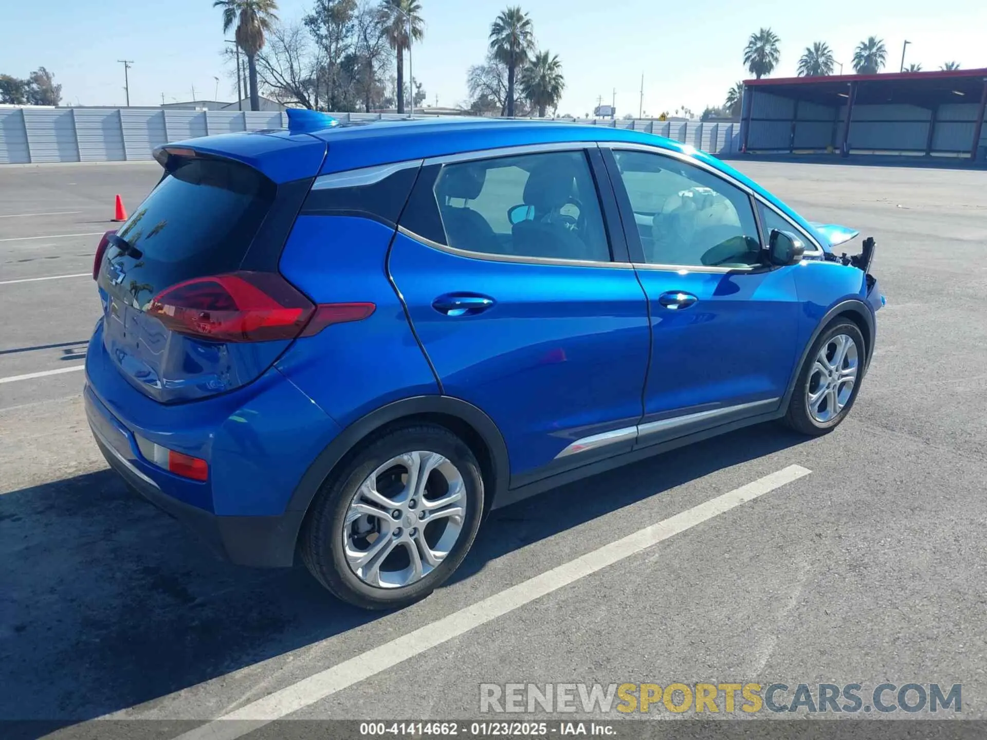 4 Photograph of a damaged car 1G1FY6S01K4124723 CHEVROLET BOLT EV 2019