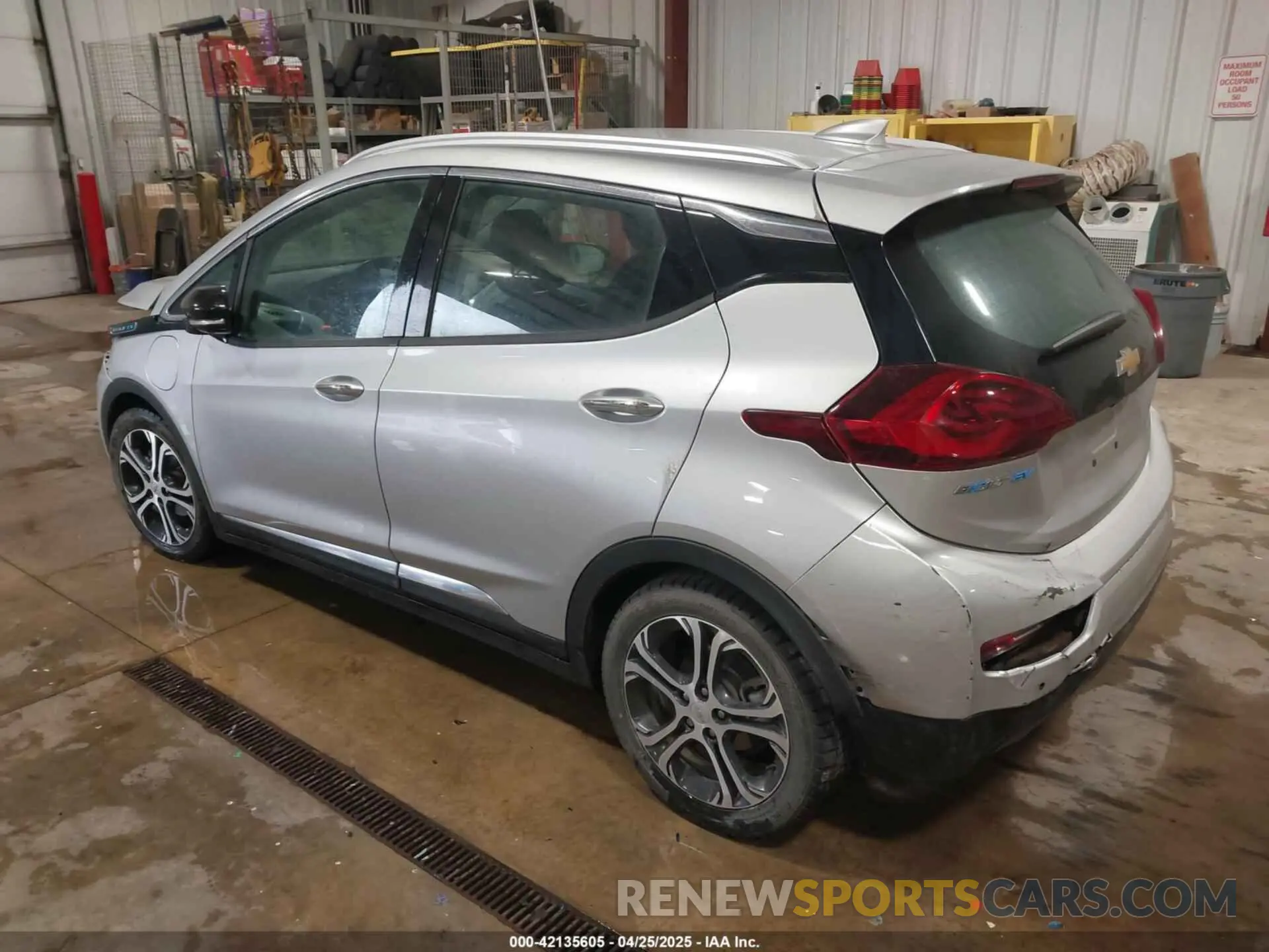 3 Photograph of a damaged car 1G1FZ6S09K4136793 CHEVROLET BOLT EV 2019