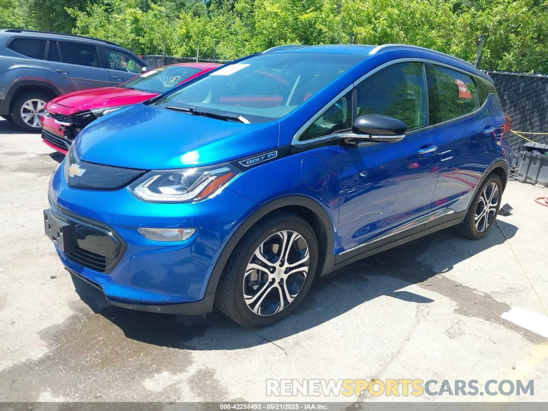 2 Фотография поврежденного автомобиля 1G1FZ6S09K4137605 CHEVROLET BOLT EV 2019