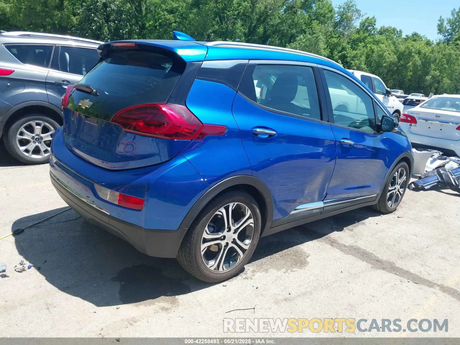 4 Фотография поврежденного автомобиля 1G1FZ6S09K4137605 CHEVROLET BOLT EV 2019