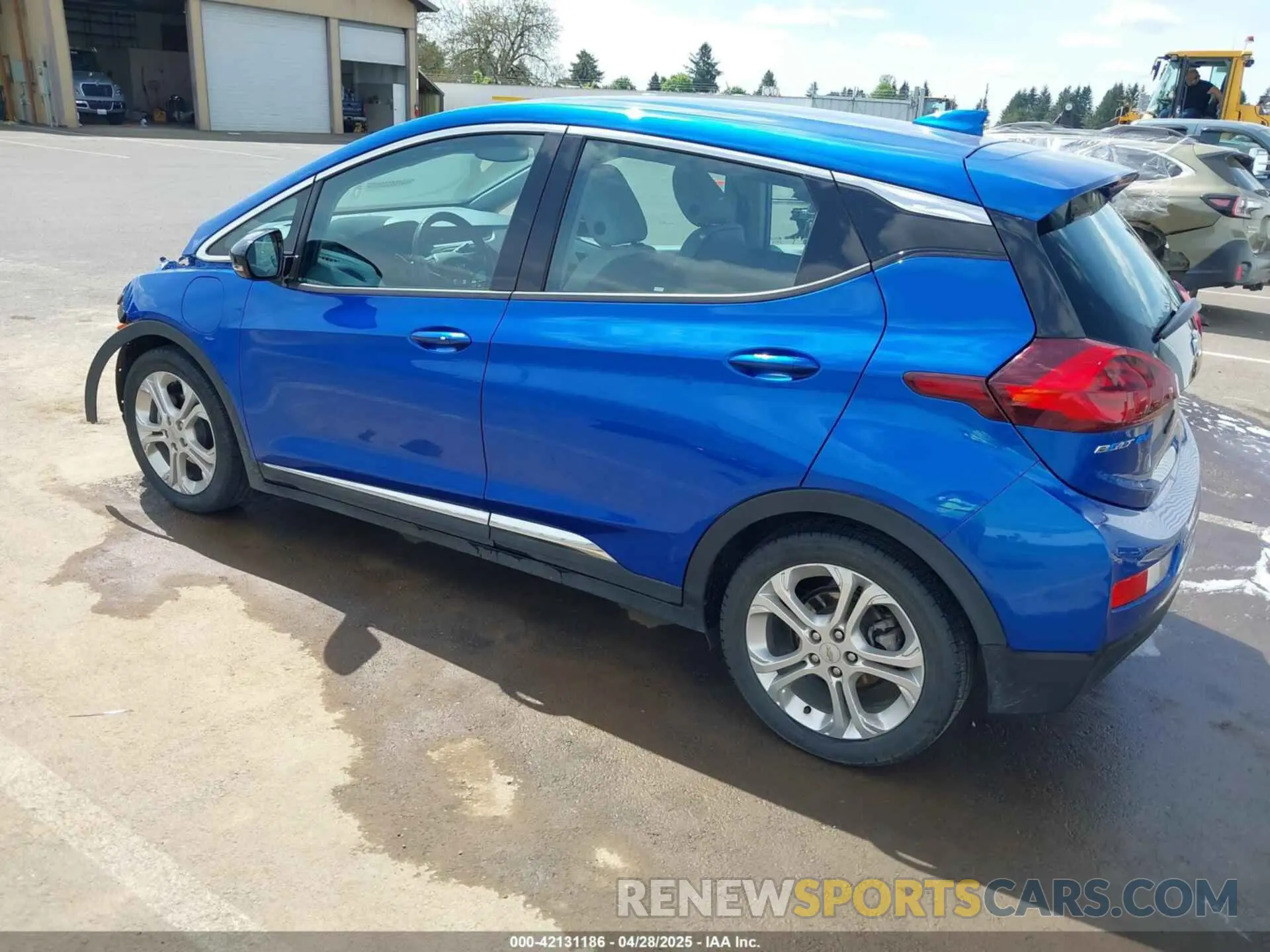 3 Photograph of a damaged car 1G1FY6S00L4119496 CHEVROLET BOLT EV 2020