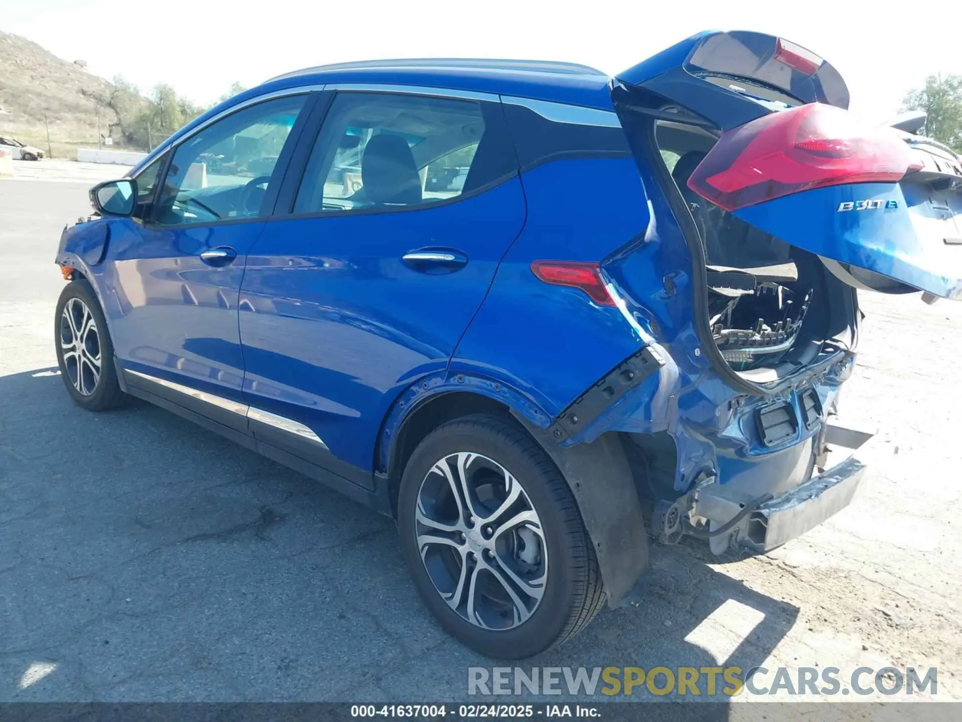 3 Фотография поврежденного автомобиля 1G1FZ6S04L4125895 CHEVROLET BOLT EV 2020