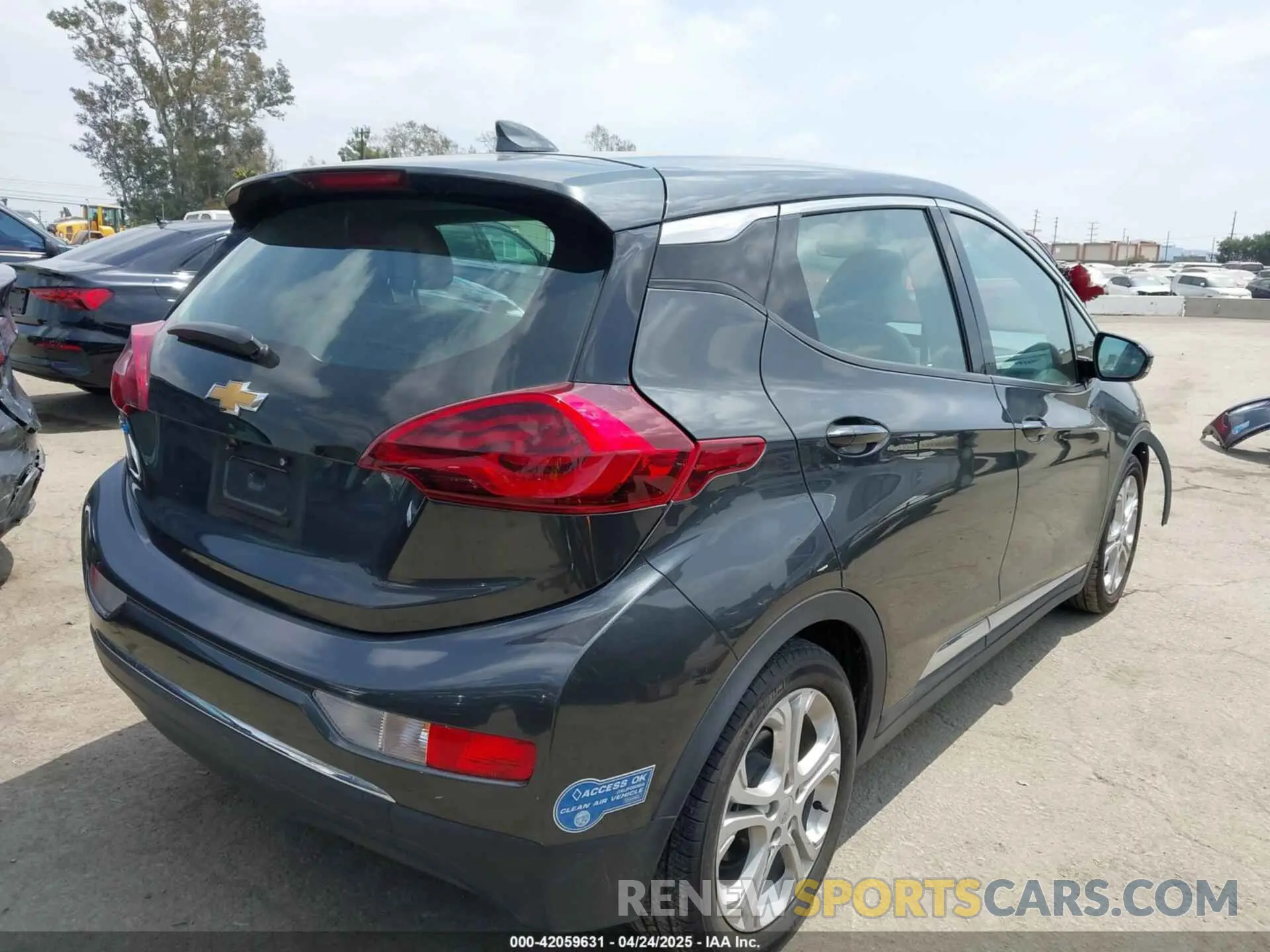 4 Фотография поврежденного автомобиля 1G1FY6S05M4112478 CHEVROLET BOLT EV 2021