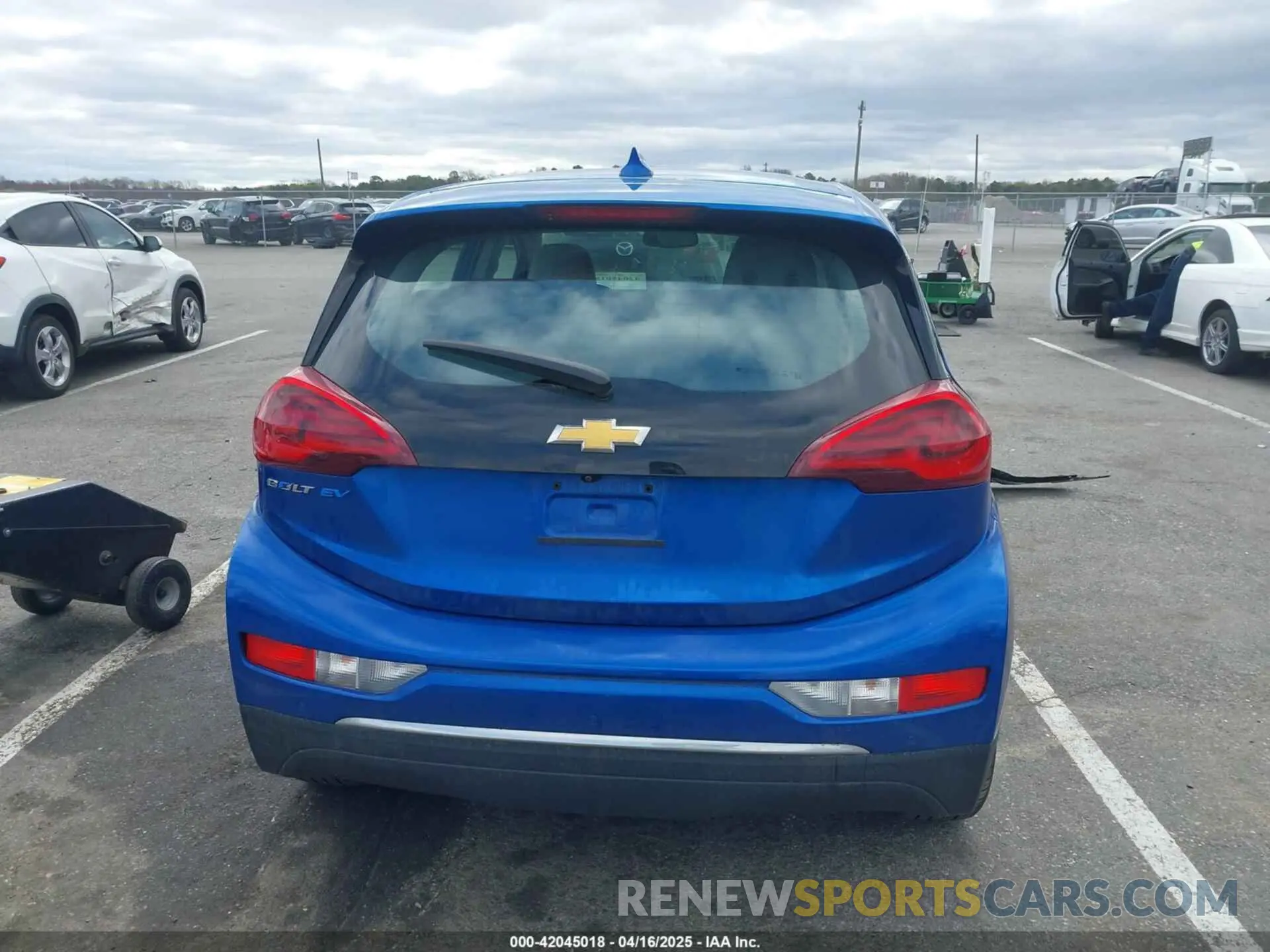 16 Photograph of a damaged car 1G1FY6S08M4112443 CHEVROLET BOLT EV 2021