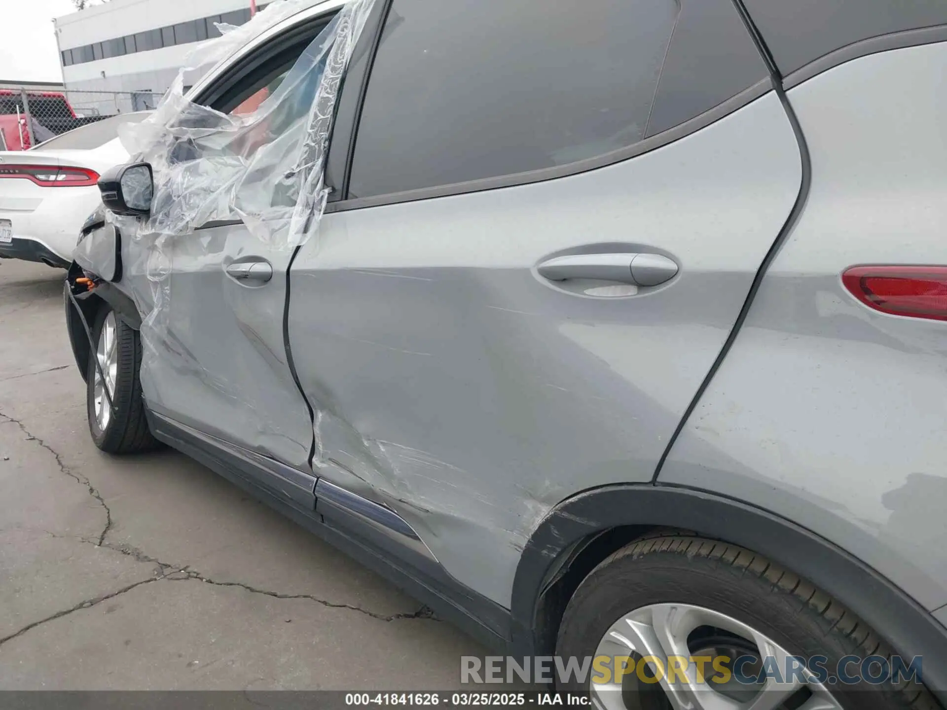 12 Фотография поврежденного автомобиля 1G1FY6S09M4106389 CHEVROLET BOLT EV 2021