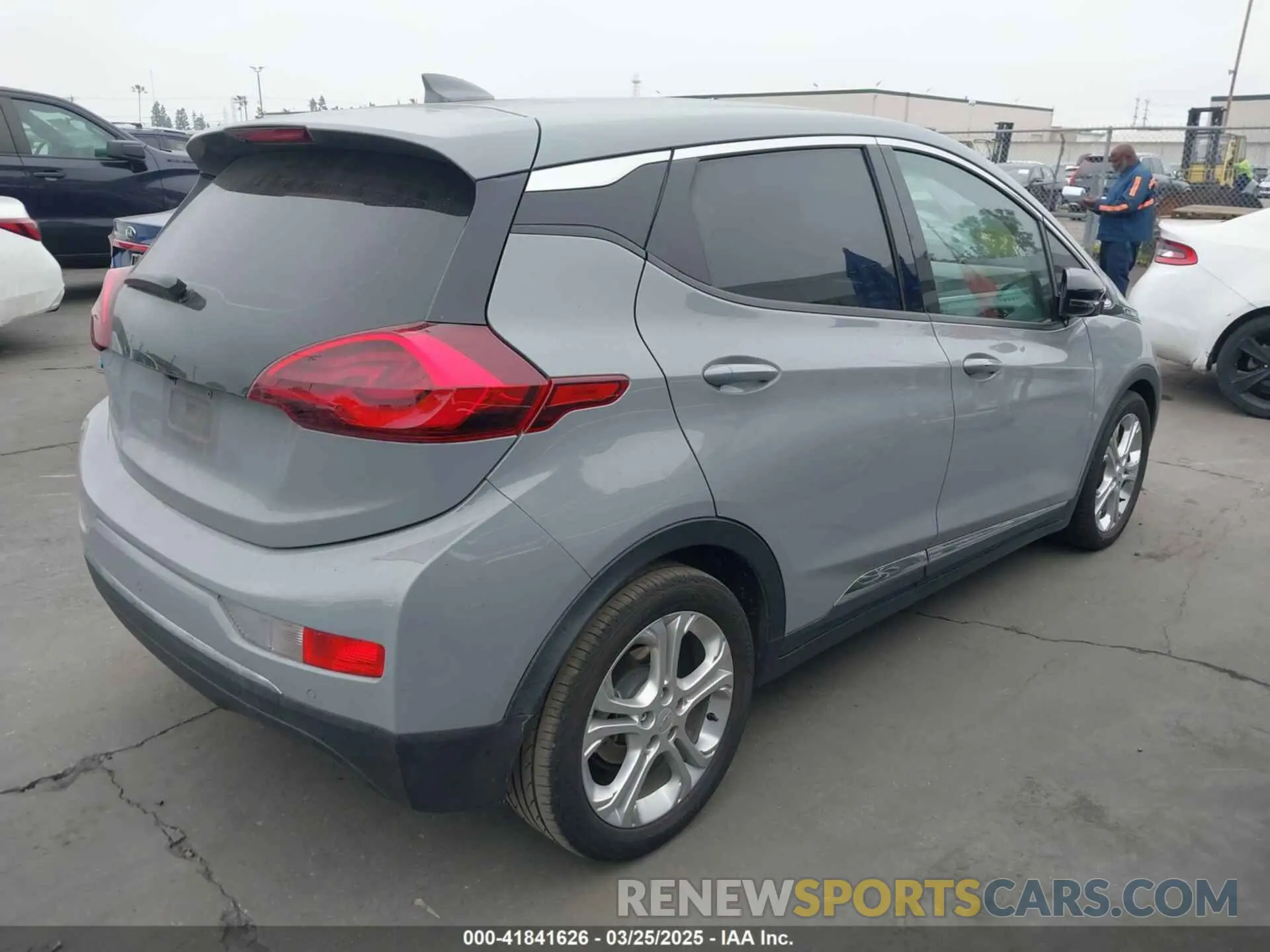 4 Фотография поврежденного автомобиля 1G1FY6S09M4106389 CHEVROLET BOLT EV 2021