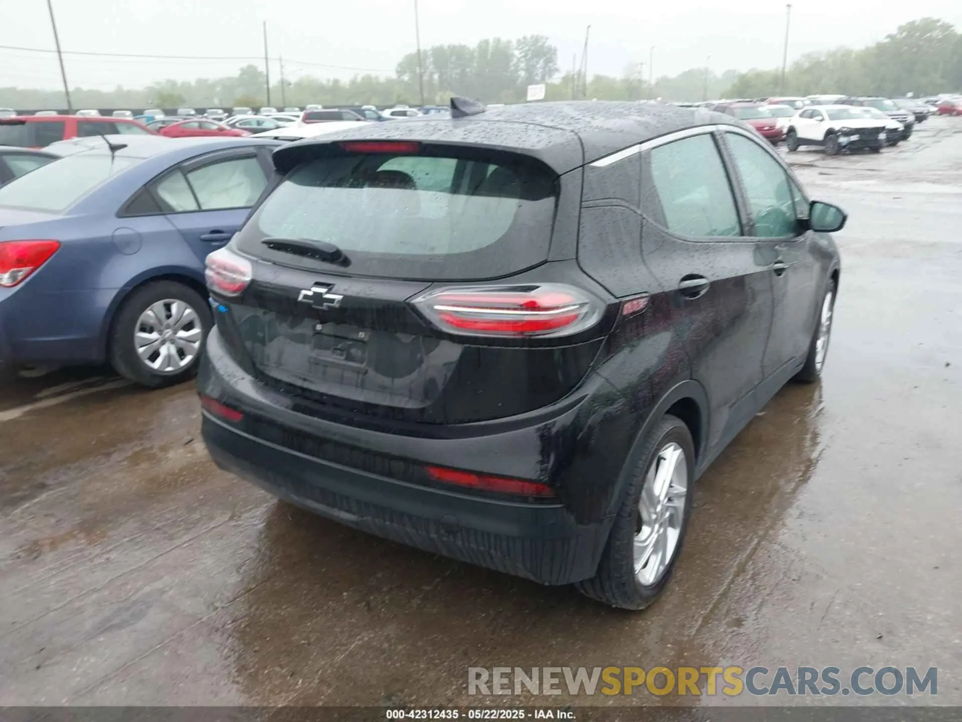 4 Фотография поврежденного автомобиля 1G1FW6S08N4125667 CHEVROLET BOLT EV 2022