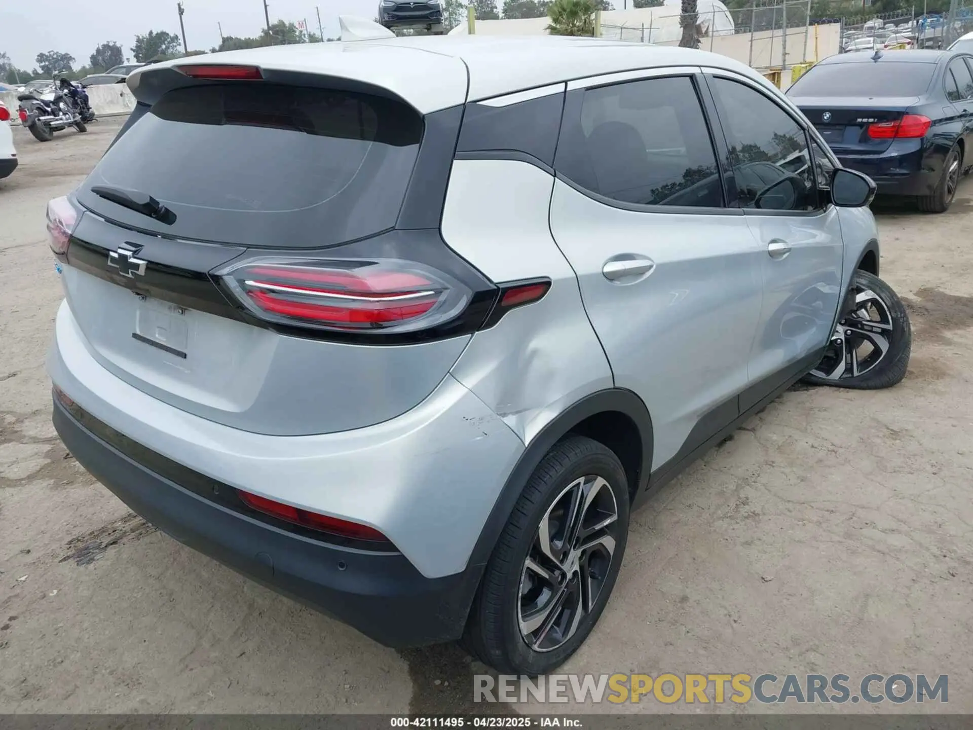 4 Photograph of a damaged car 1G1FX6S07N4101406 CHEVROLET BOLT EV 2022
