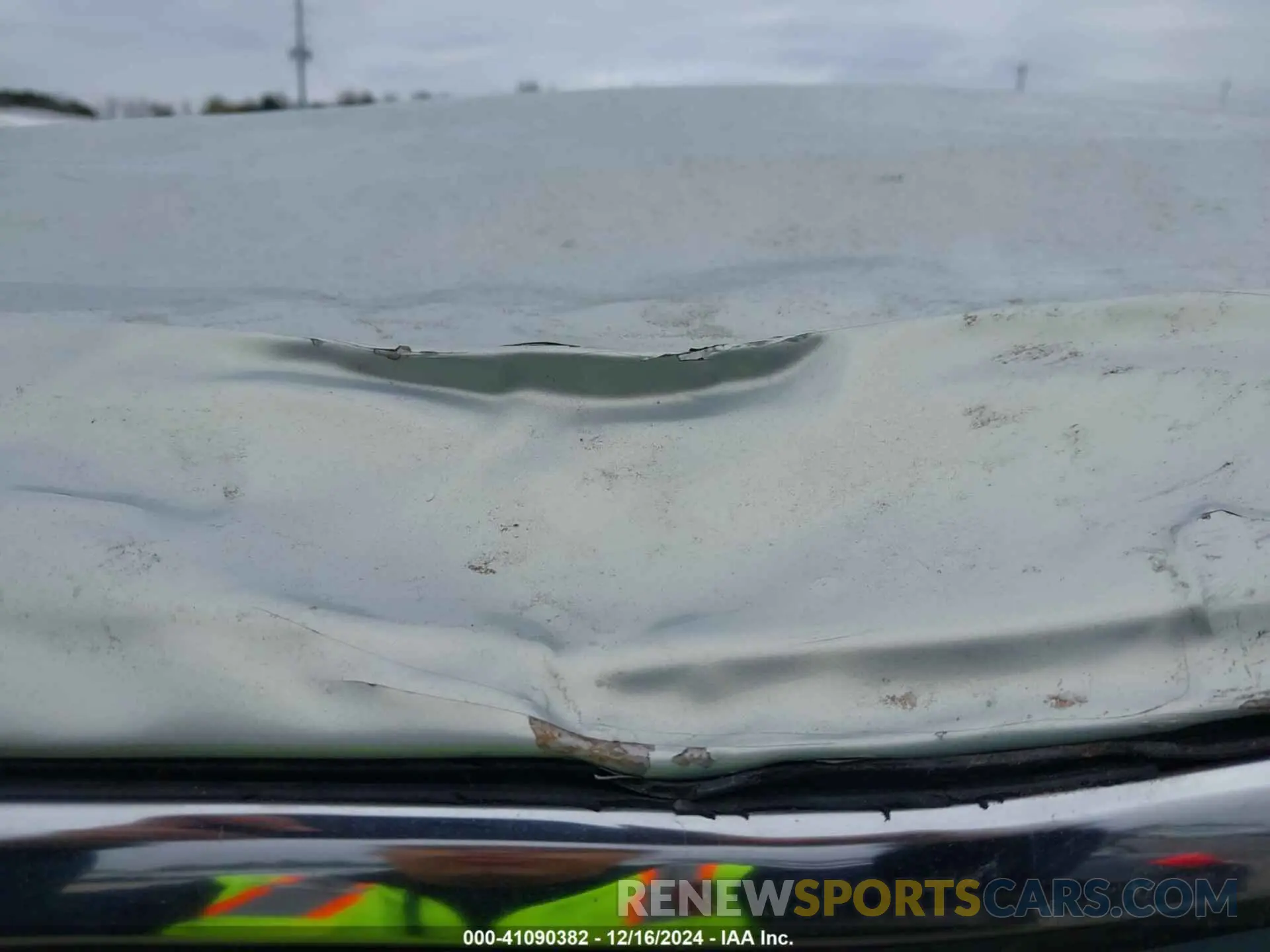 19 Photograph of a damaged car 1G1FX6S01P4155450 CHEVROLET BOLT EV 2023