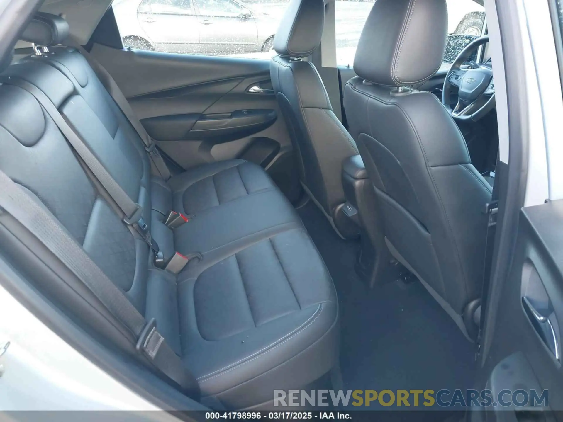 8 Photograph of a damaged car 1G1FX6S01P4206414 CHEVROLET BOLT EV 2023