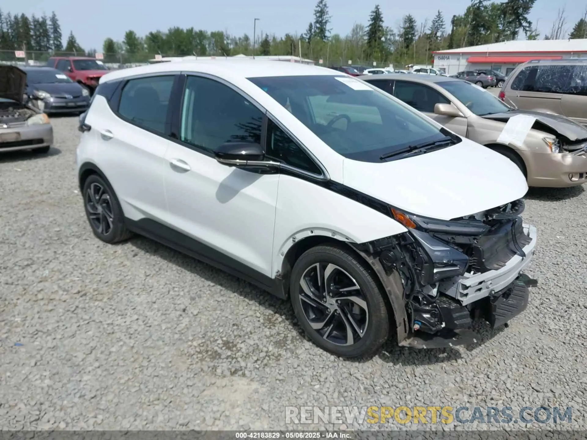 1 Фотография поврежденного автомобиля 1G1FX6S03P4202347 CHEVROLET BOLT EV 2023