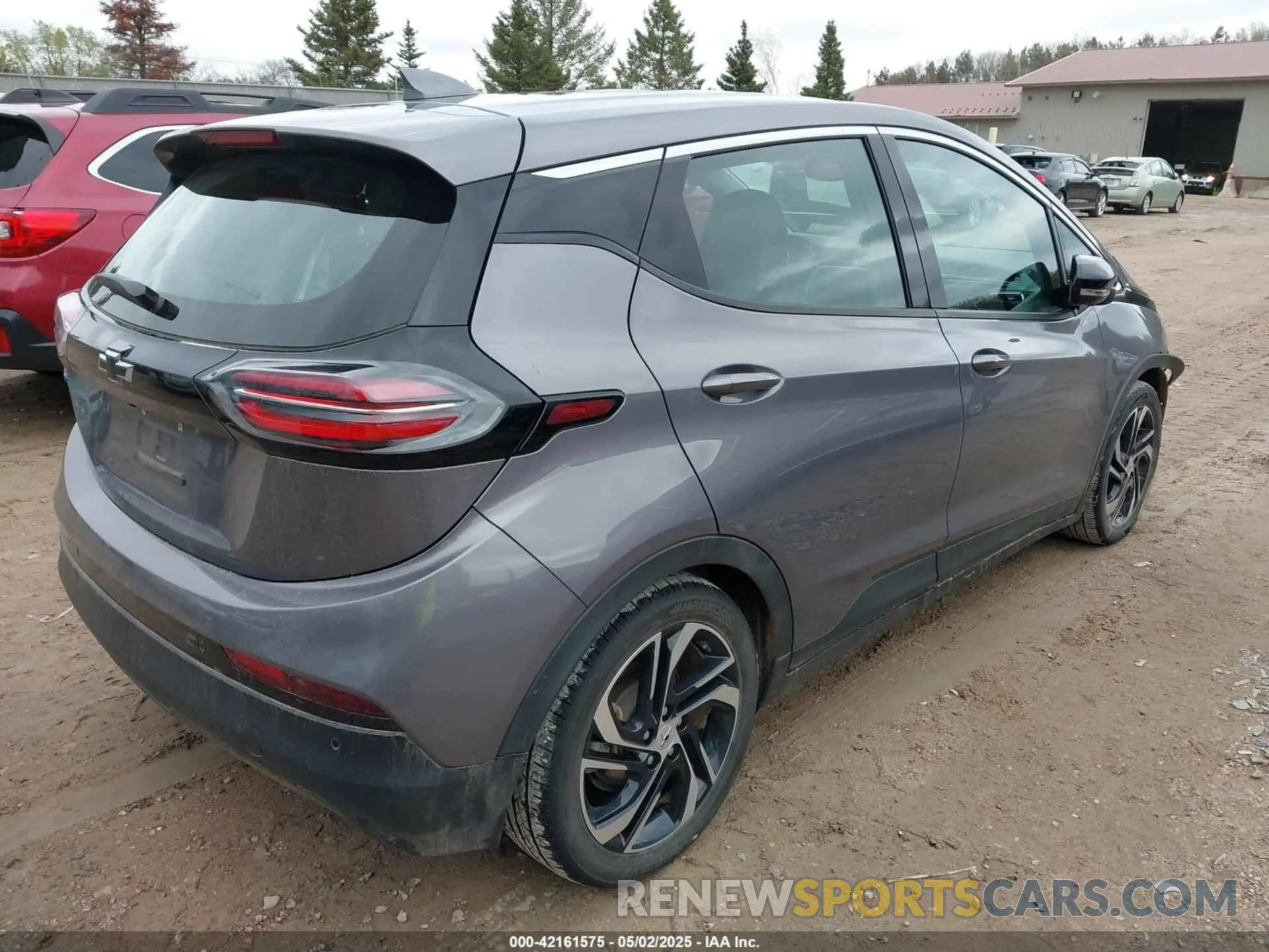 4 Фотография поврежденного автомобиля 1G1FX6S07P4135638 CHEVROLET BOLT EV 2023
