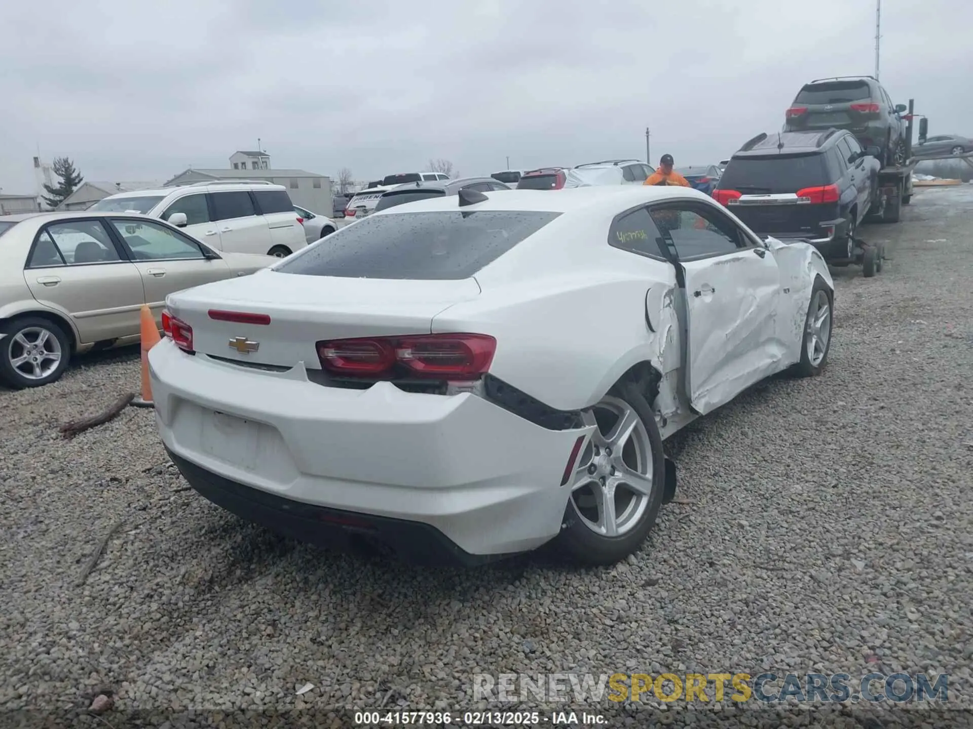 4 Фотография поврежденного автомобиля 1G1FB1RS5K0107667 CHEVROLET CAMARO 2019
