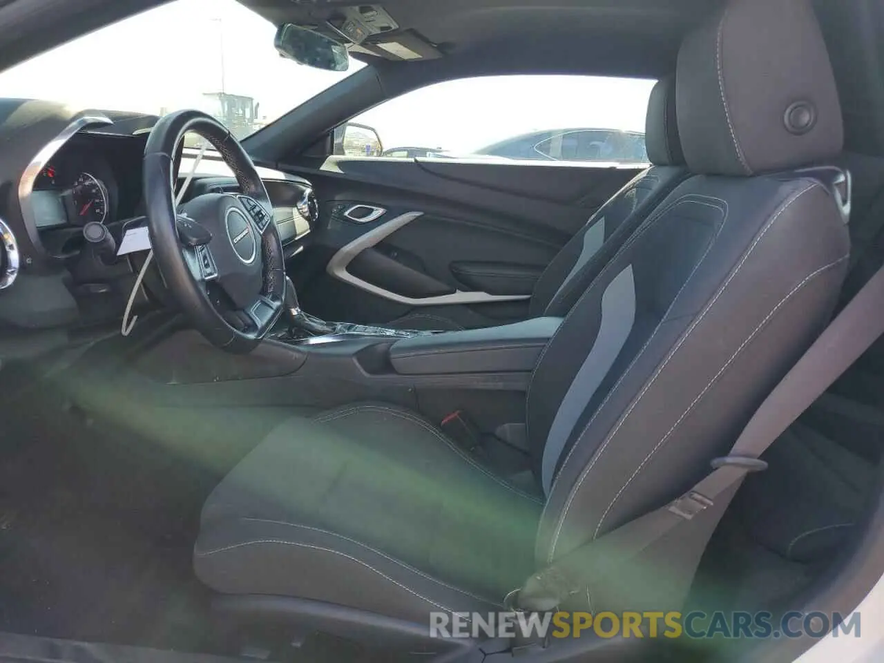 7 Photograph of a damaged car 1G1FB1RS5K0147845 CHEVROLET CAMARO 2019