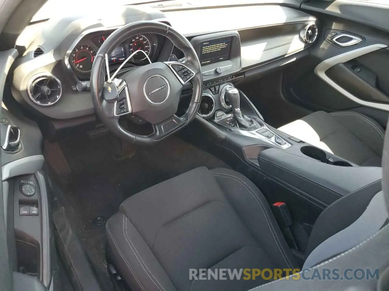 8 Photograph of a damaged car 1G1FB1RS5K0147845 CHEVROLET CAMARO 2019