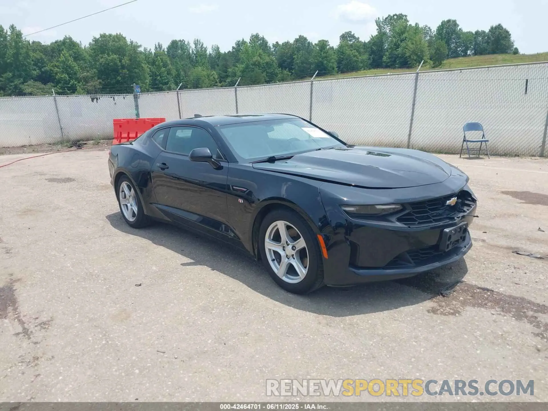 1 Photograph of a damaged car 1G1FB1RS9K0109955 CHEVROLET CAMARO 2019