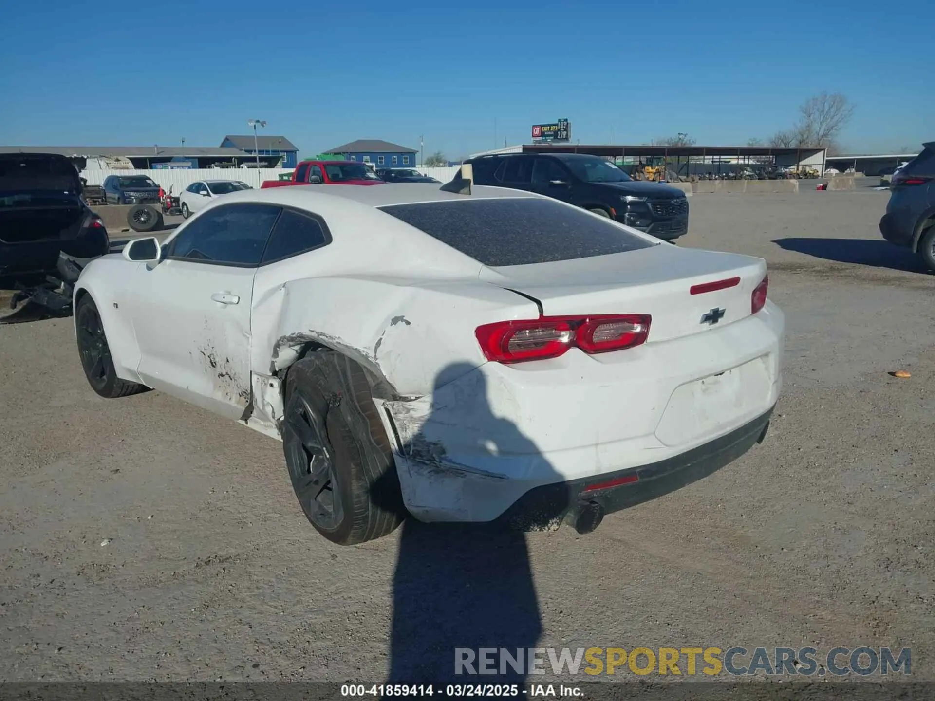 3 Фотография поврежденного автомобиля 1G1FB1RX0K0147019 CHEVROLET CAMARO 2019