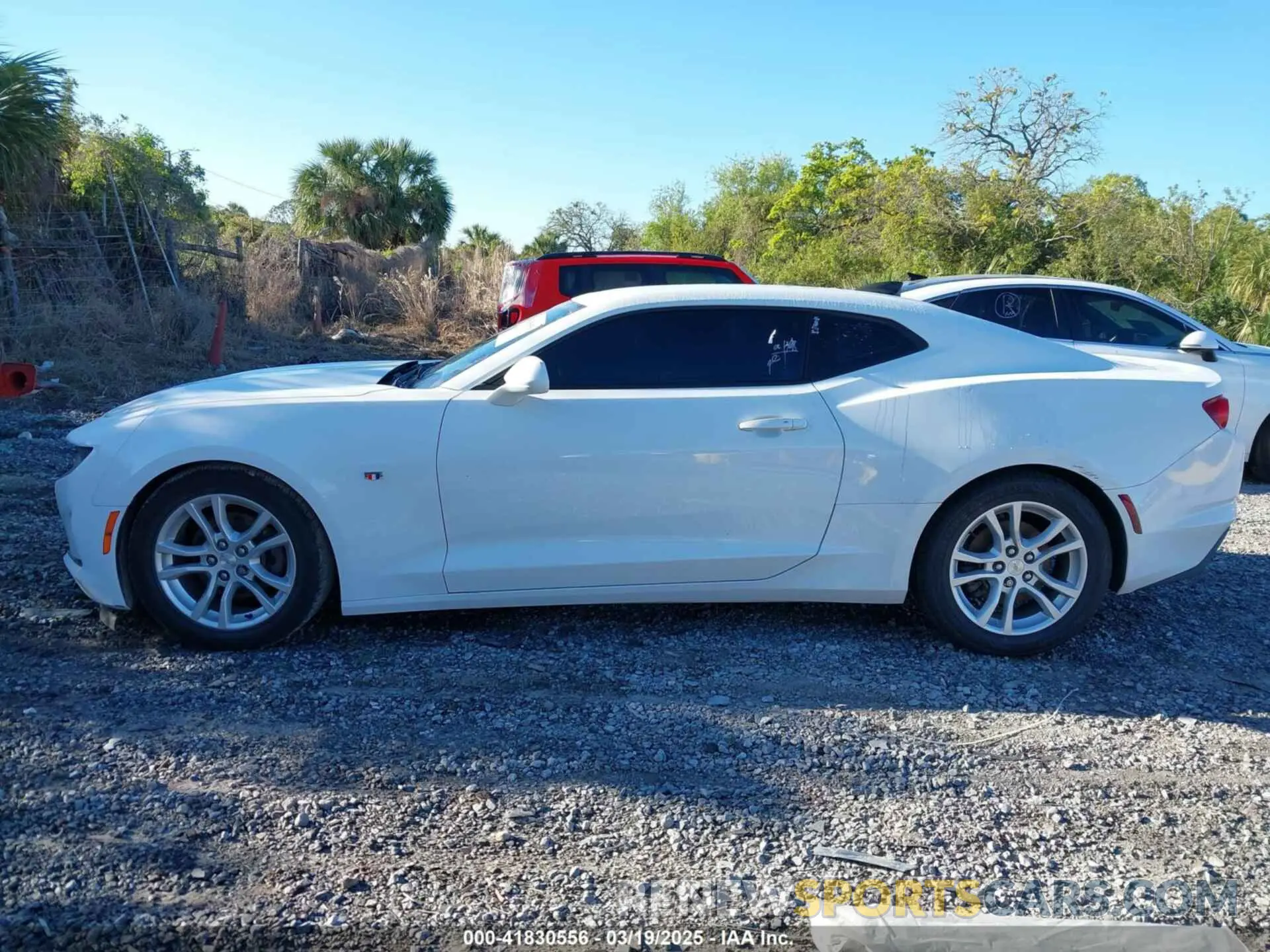 14 Photograph of a damaged car 1G1FB1RX3K0125712 CHEVROLET CAMARO 2019