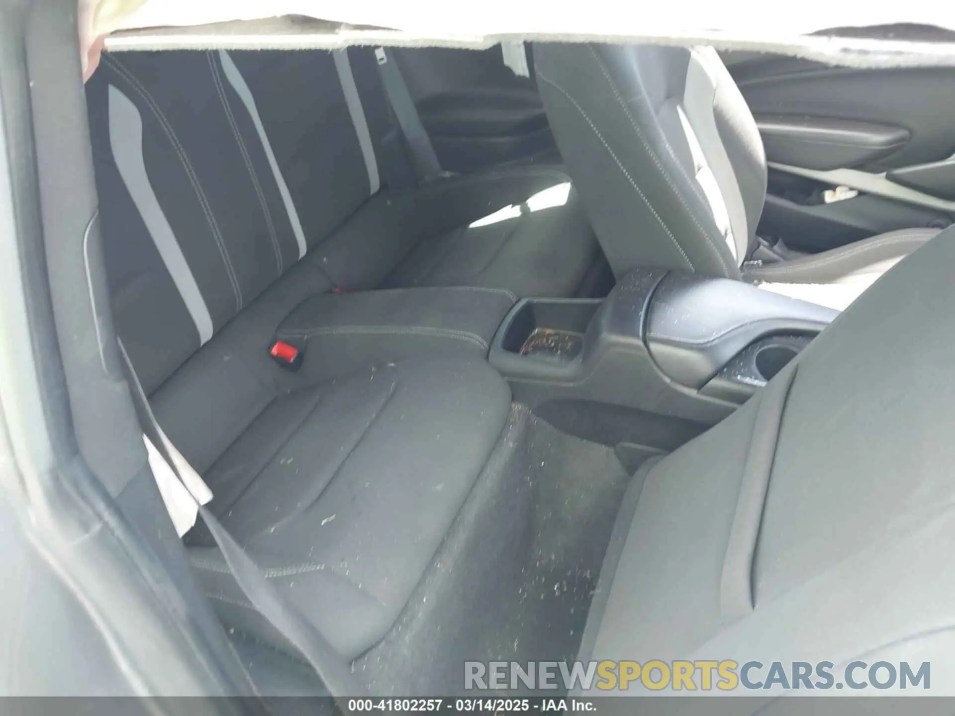 8 Photograph of a damaged car 1G1FB1RX4K0122379 CHEVROLET CAMARO 2019