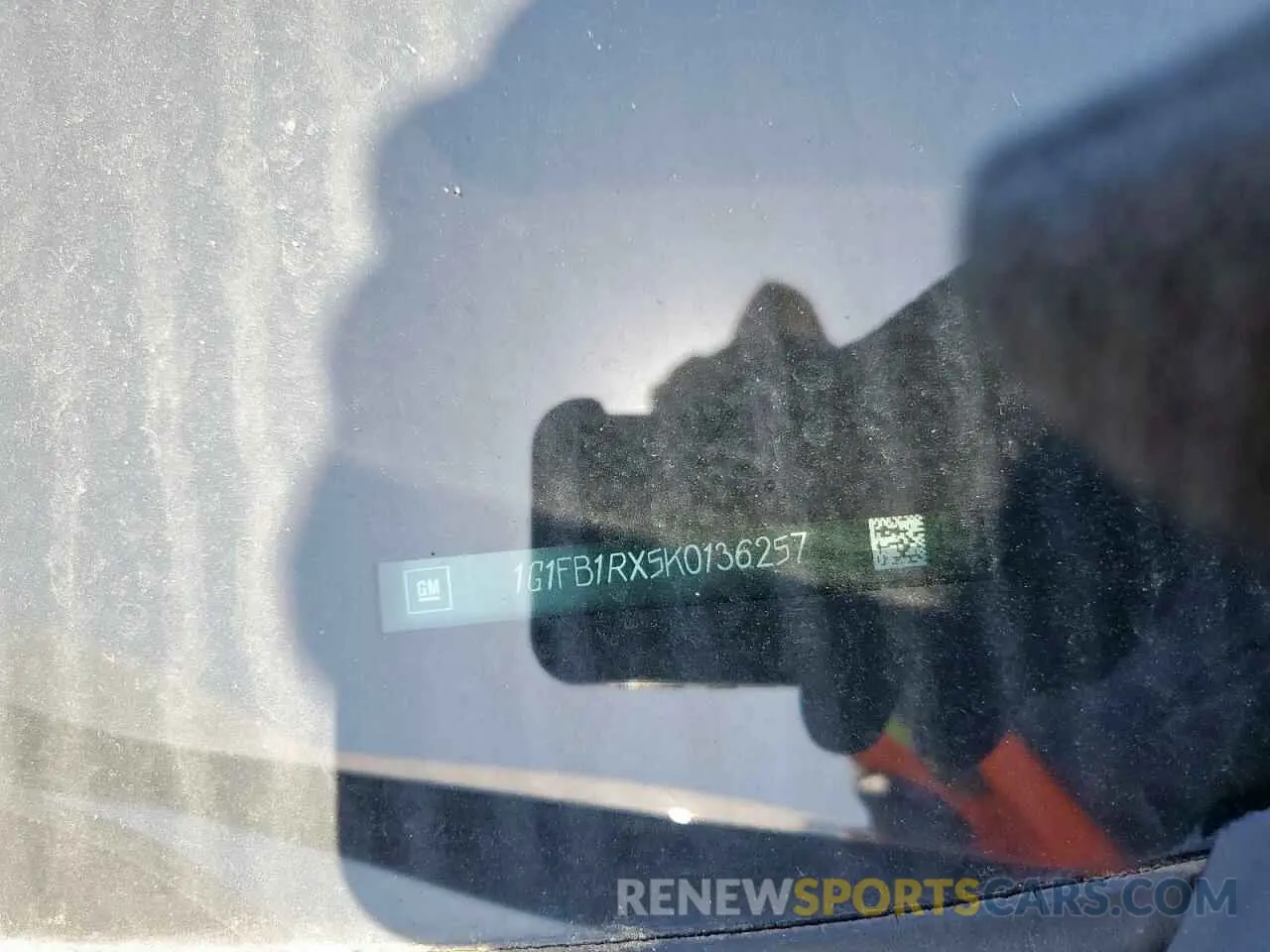 13 Photograph of a damaged car 1G1FB1RX5K0136257 CHEVROLET CAMARO 2019
