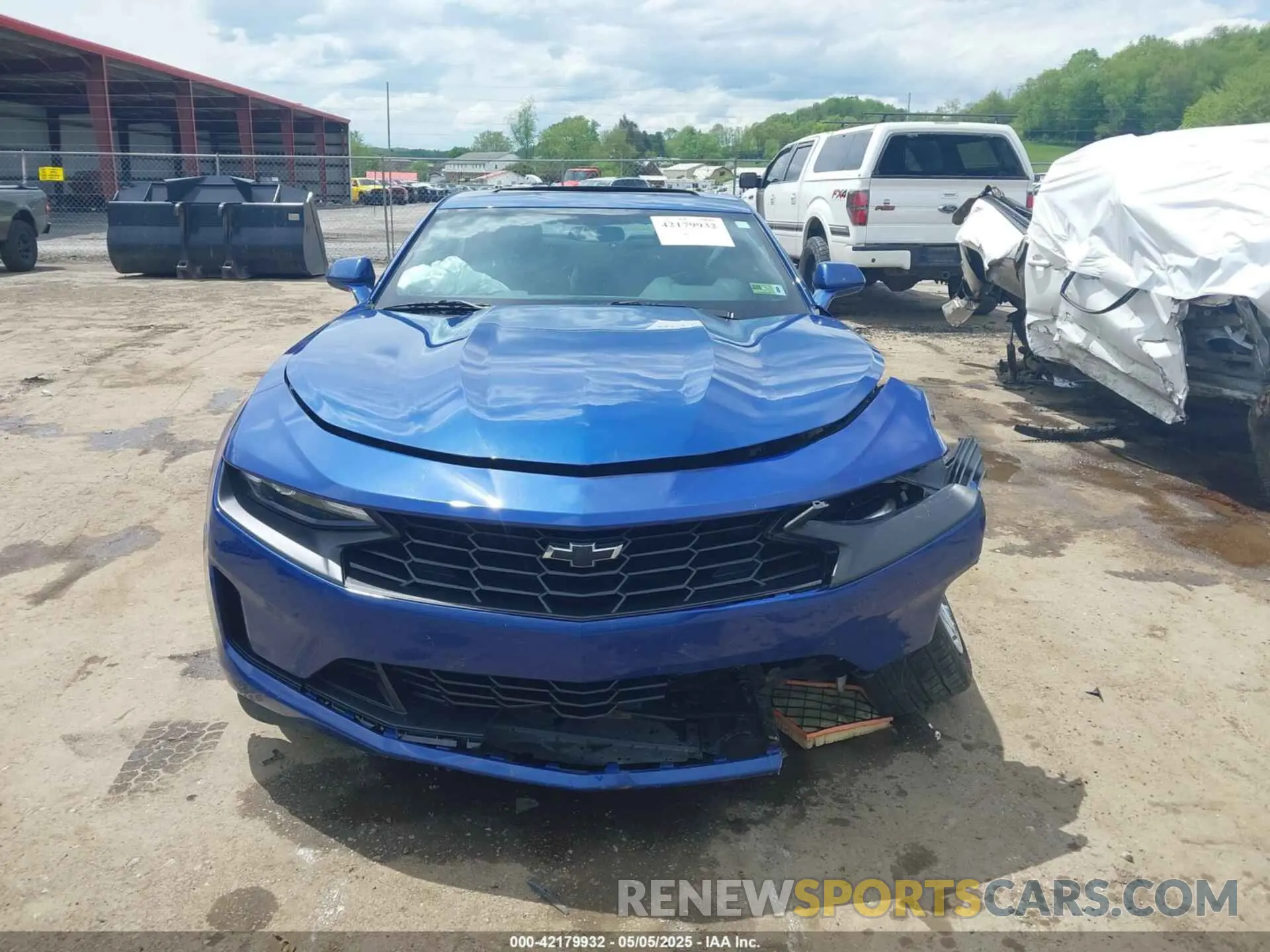 13 Photograph of a damaged car 1G1FB1RX7K0151147 CHEVROLET CAMARO 2019