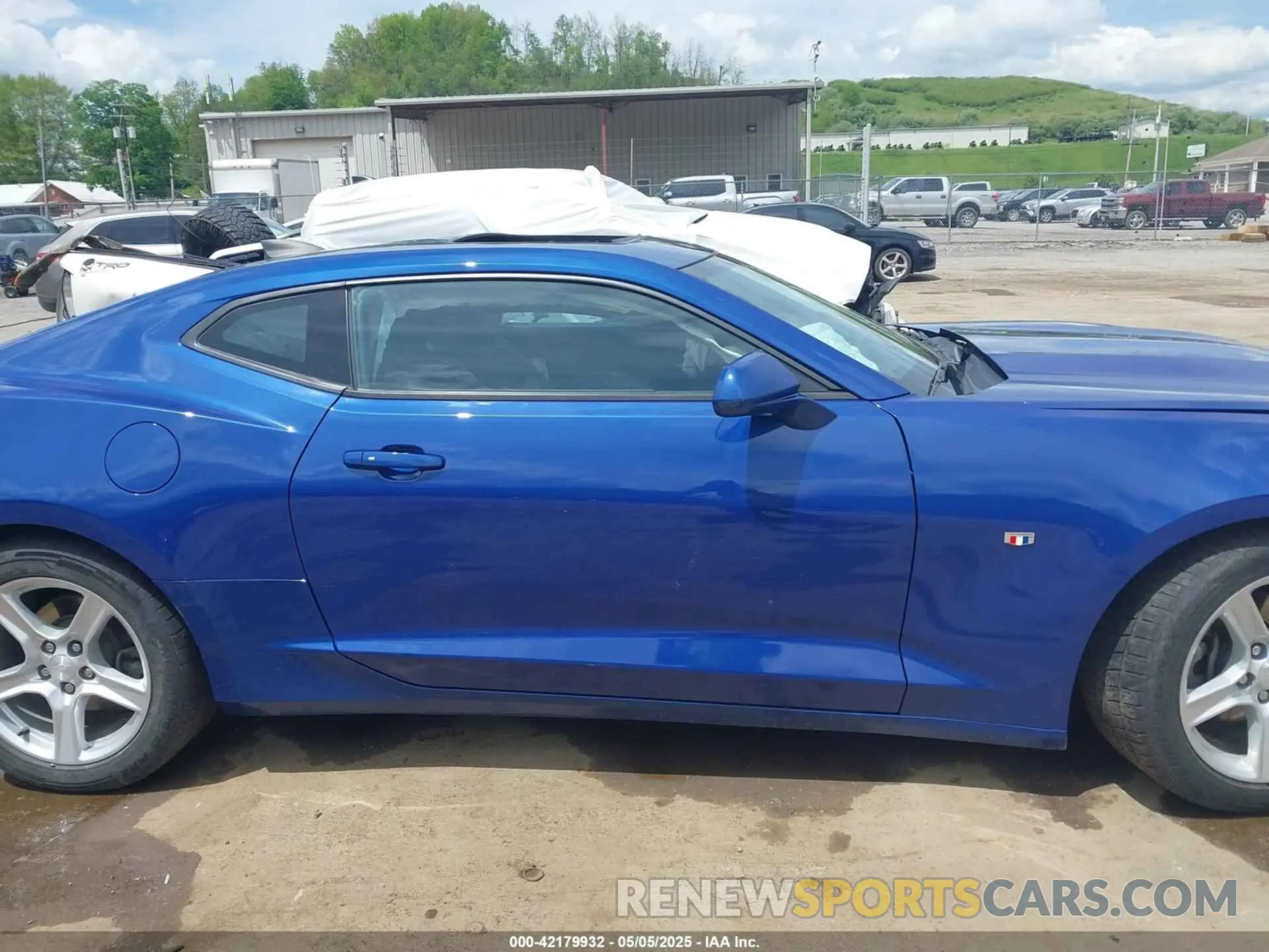 14 Photograph of a damaged car 1G1FB1RX7K0151147 CHEVROLET CAMARO 2019
