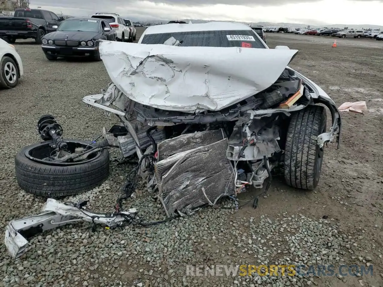 5 Photograph of a damaged car 1G1FB1RXXK0158450 CHEVROLET CAMARO 2019