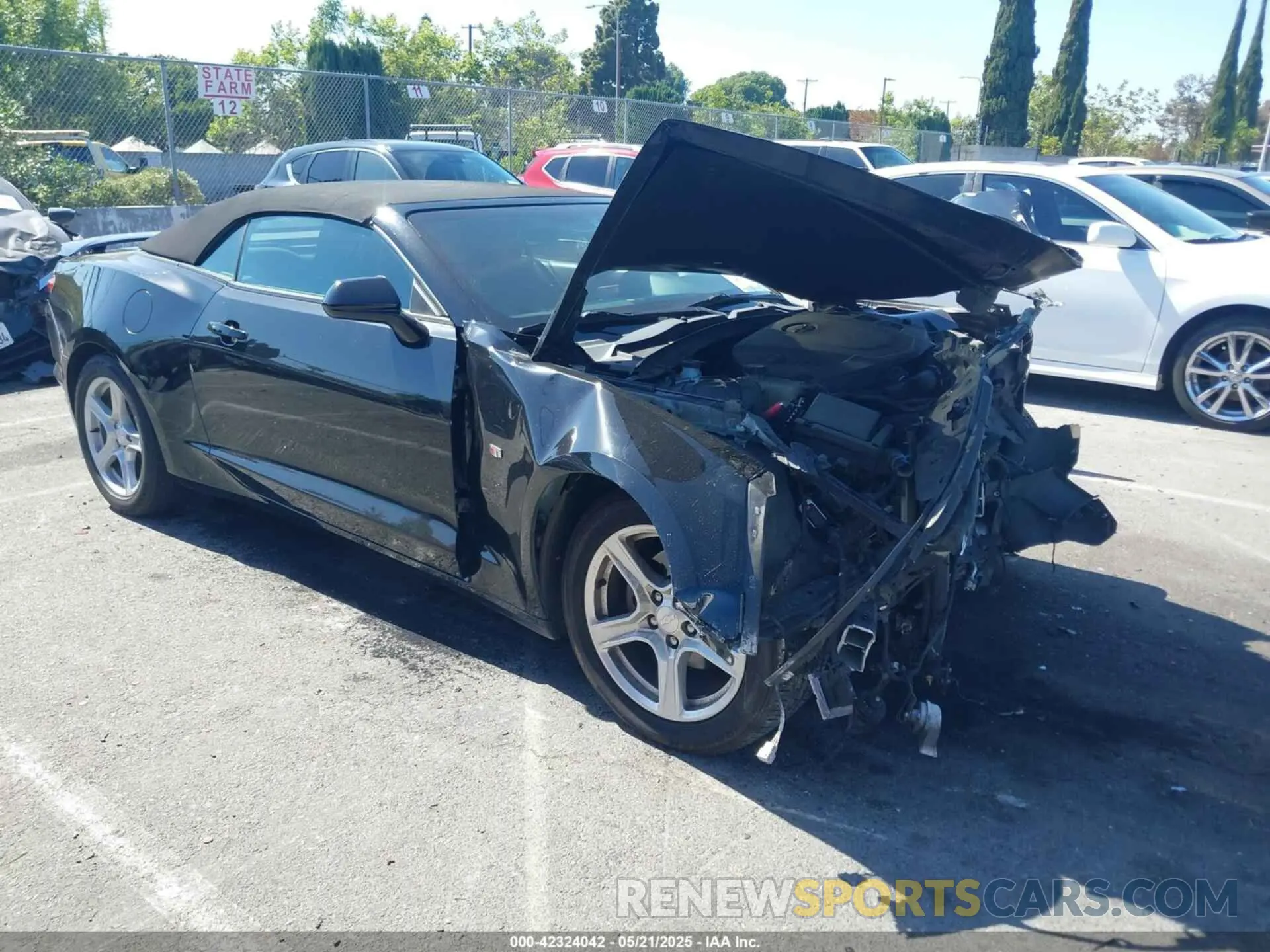 1 Фотография поврежденного автомобиля 1G1FB3DS0K0153684 CHEVROLET CAMARO 2019