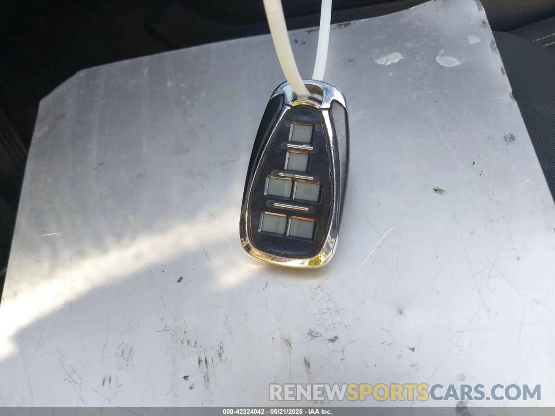 11 Фотография поврежденного автомобиля 1G1FB3DS0K0153684 CHEVROLET CAMARO 2019