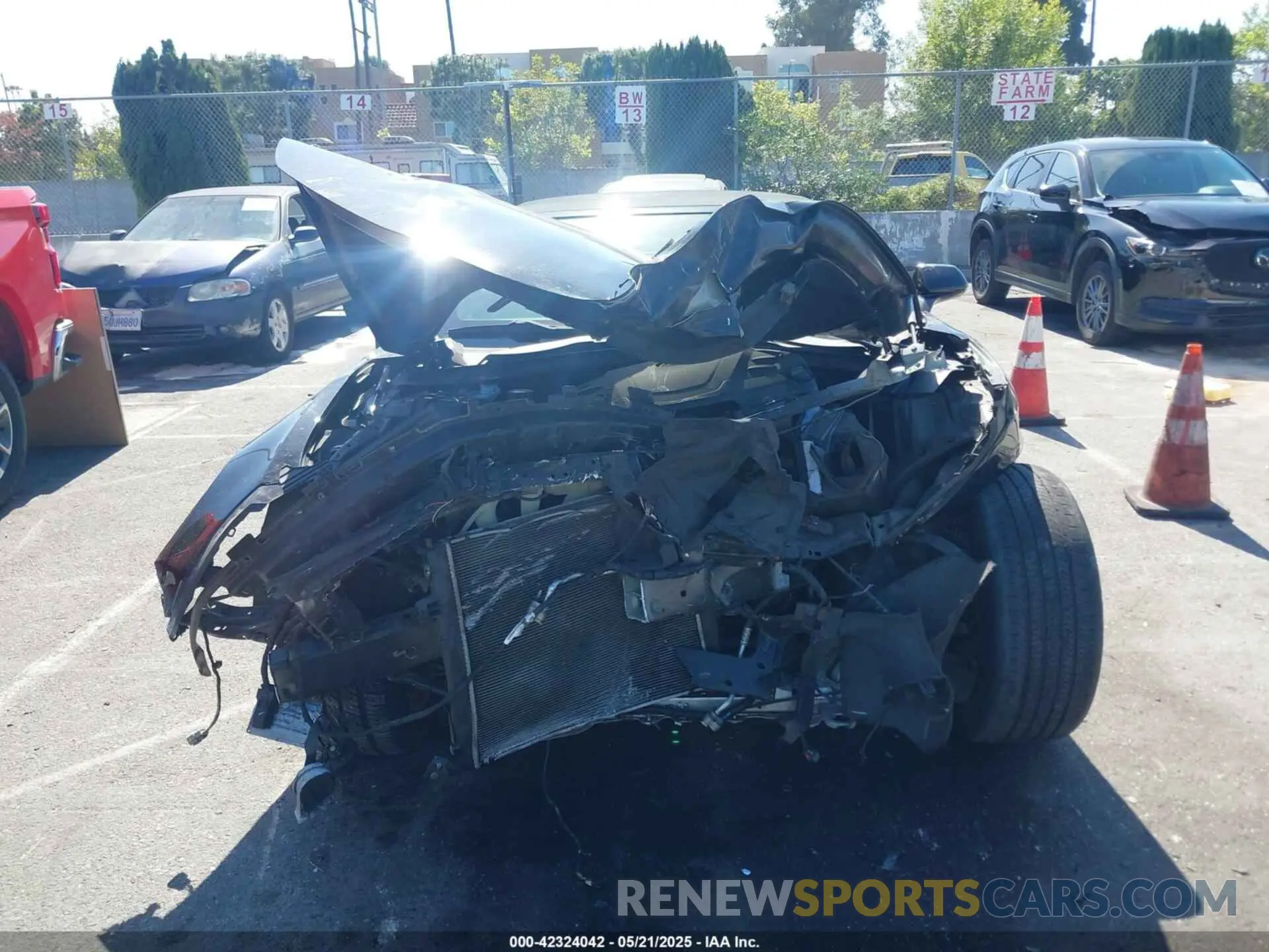 13 Фотография поврежденного автомобиля 1G1FB3DS0K0153684 CHEVROLET CAMARO 2019