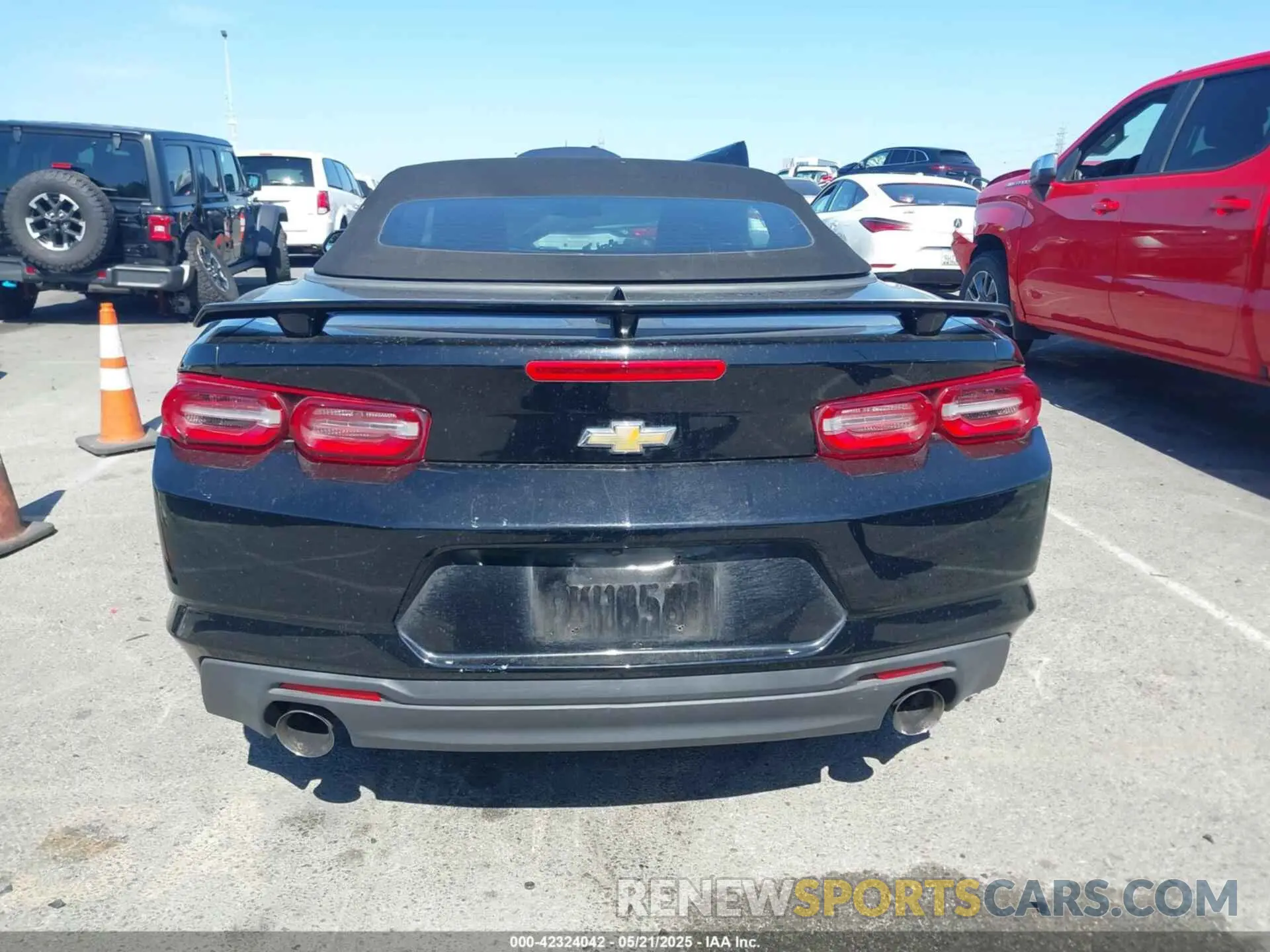 17 Фотография поврежденного автомобиля 1G1FB3DS0K0153684 CHEVROLET CAMARO 2019
