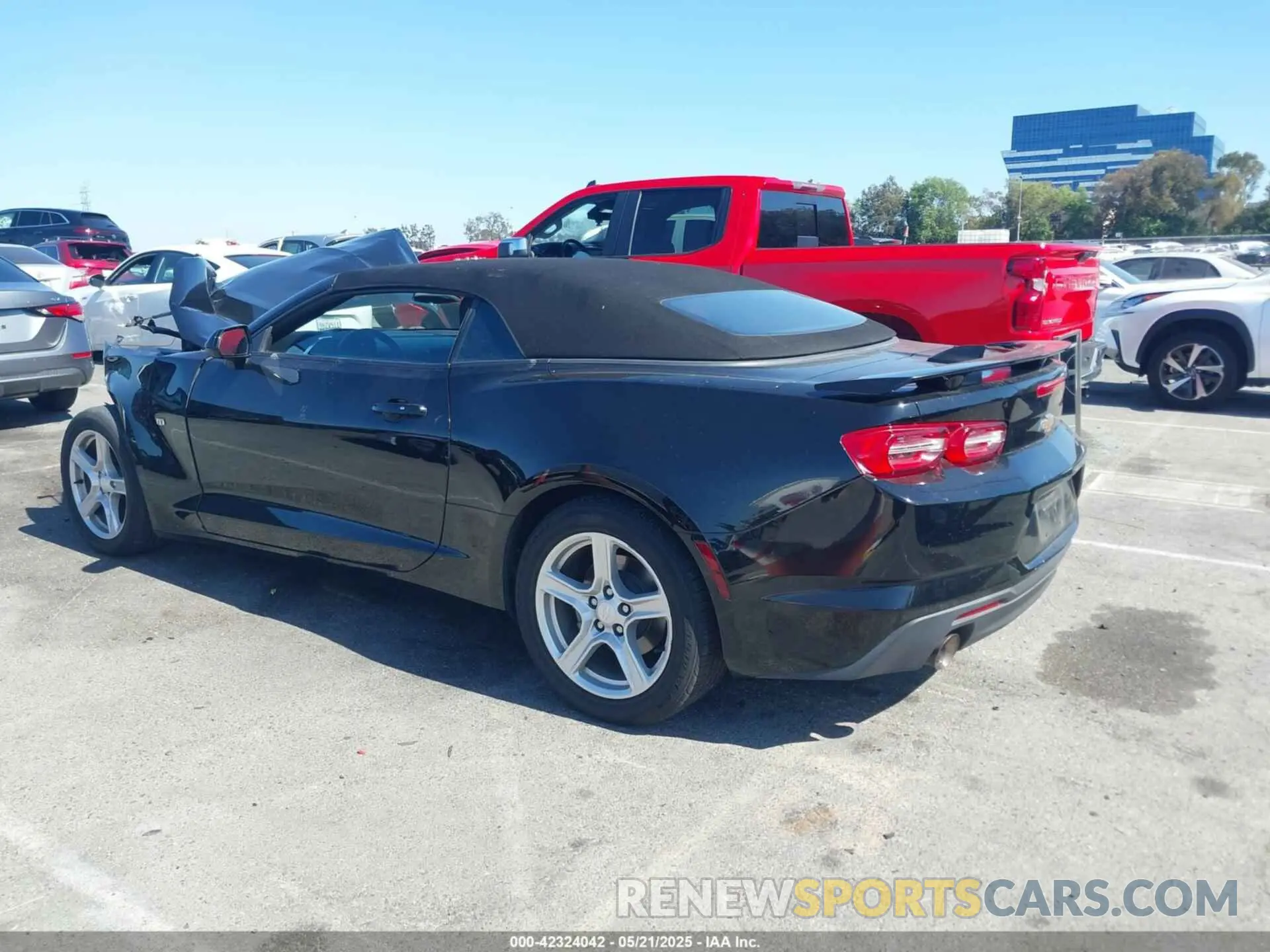 3 Фотография поврежденного автомобиля 1G1FB3DS0K0153684 CHEVROLET CAMARO 2019