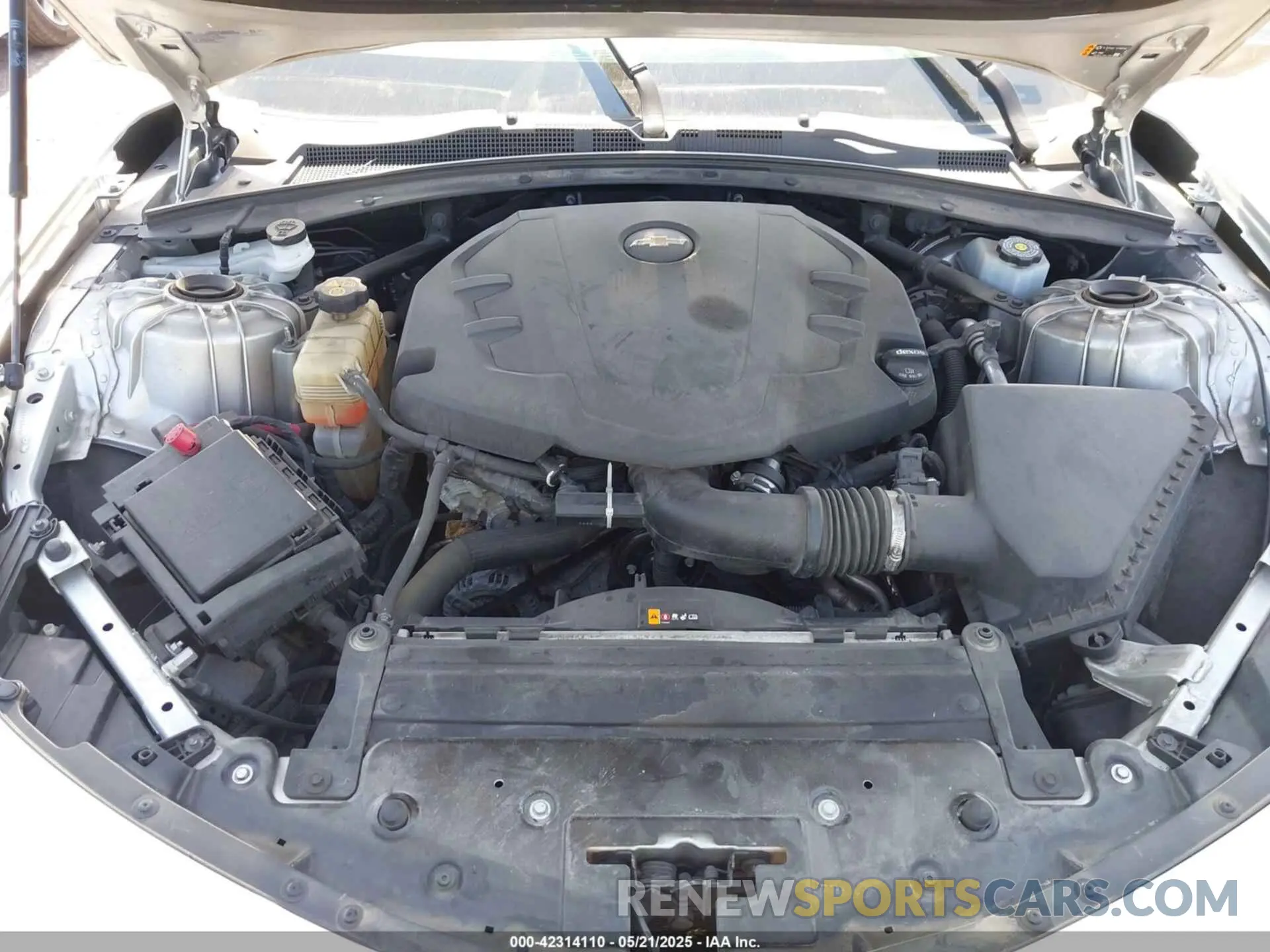10 Photograph of a damaged car 1G1FB3DS9K0127620 CHEVROLET CAMARO 2019