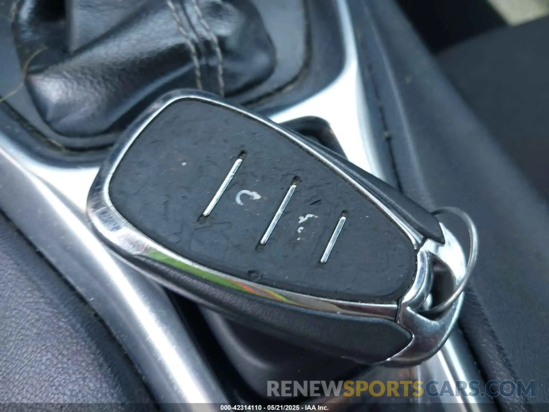 11 Photograph of a damaged car 1G1FB3DS9K0127620 CHEVROLET CAMARO 2019