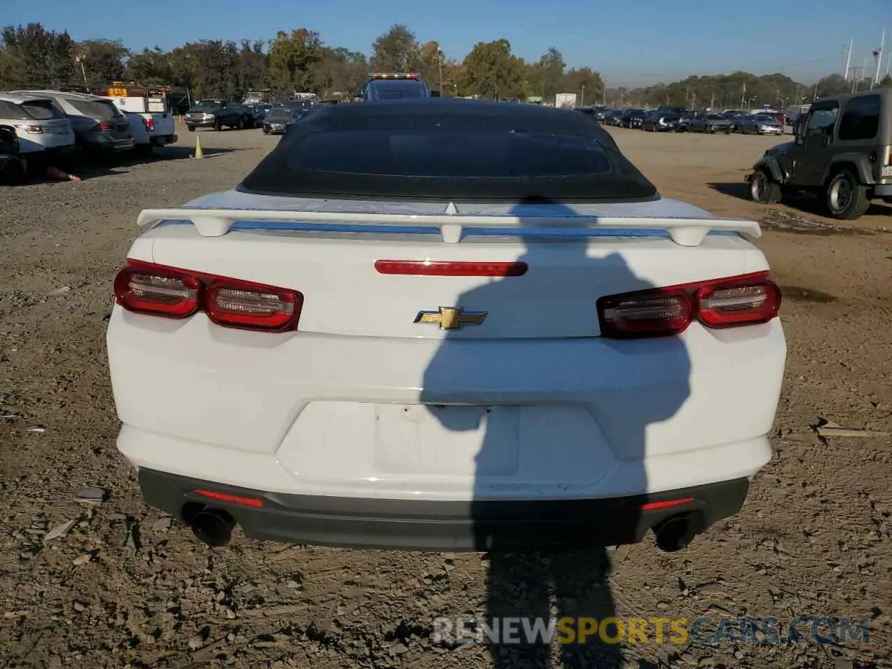 6 Photograph of a damaged car 1G1FB3DX9K0118556 CHEVROLET CAMARO 2019